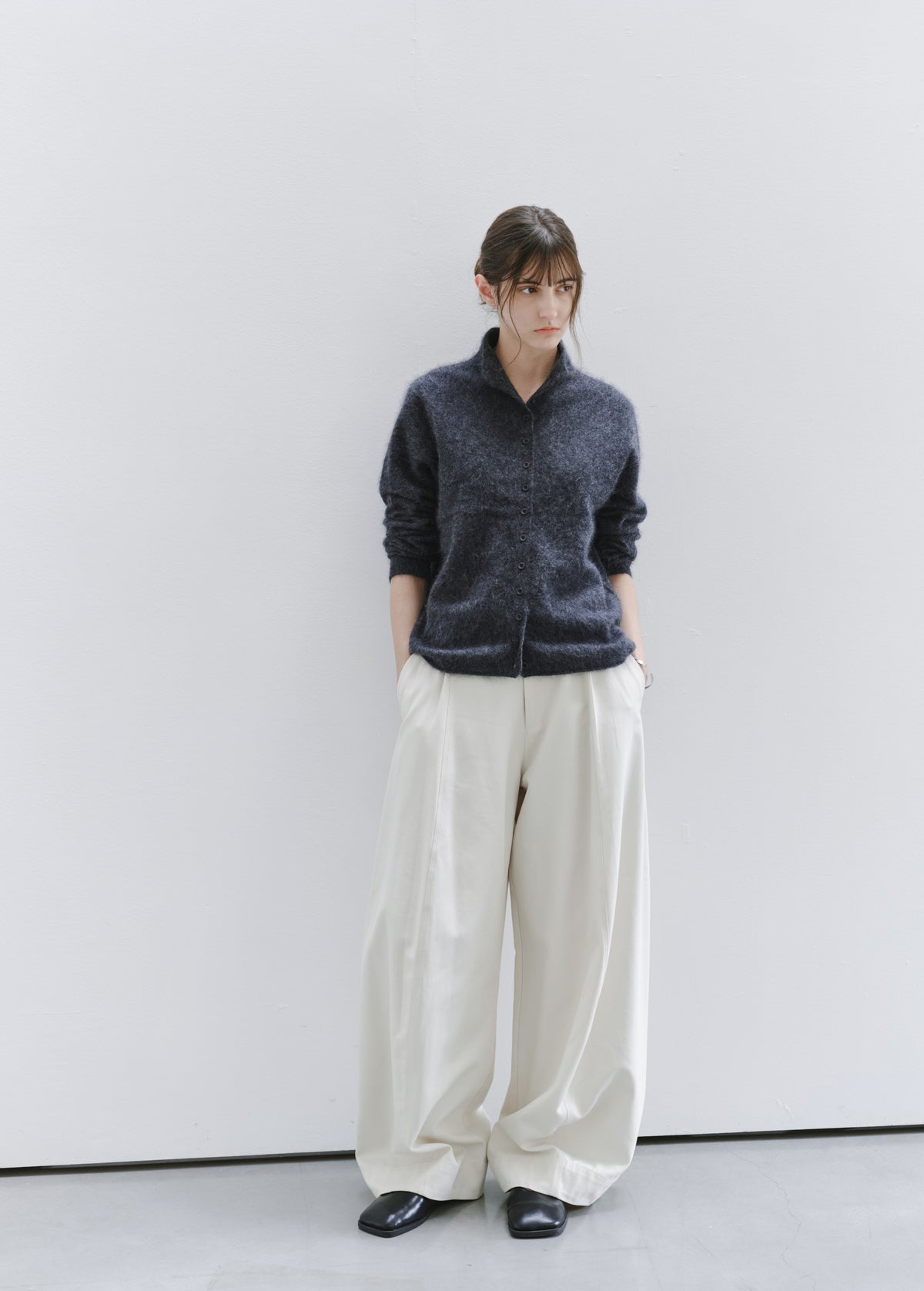 DEEP TUCK WIDE PANTS