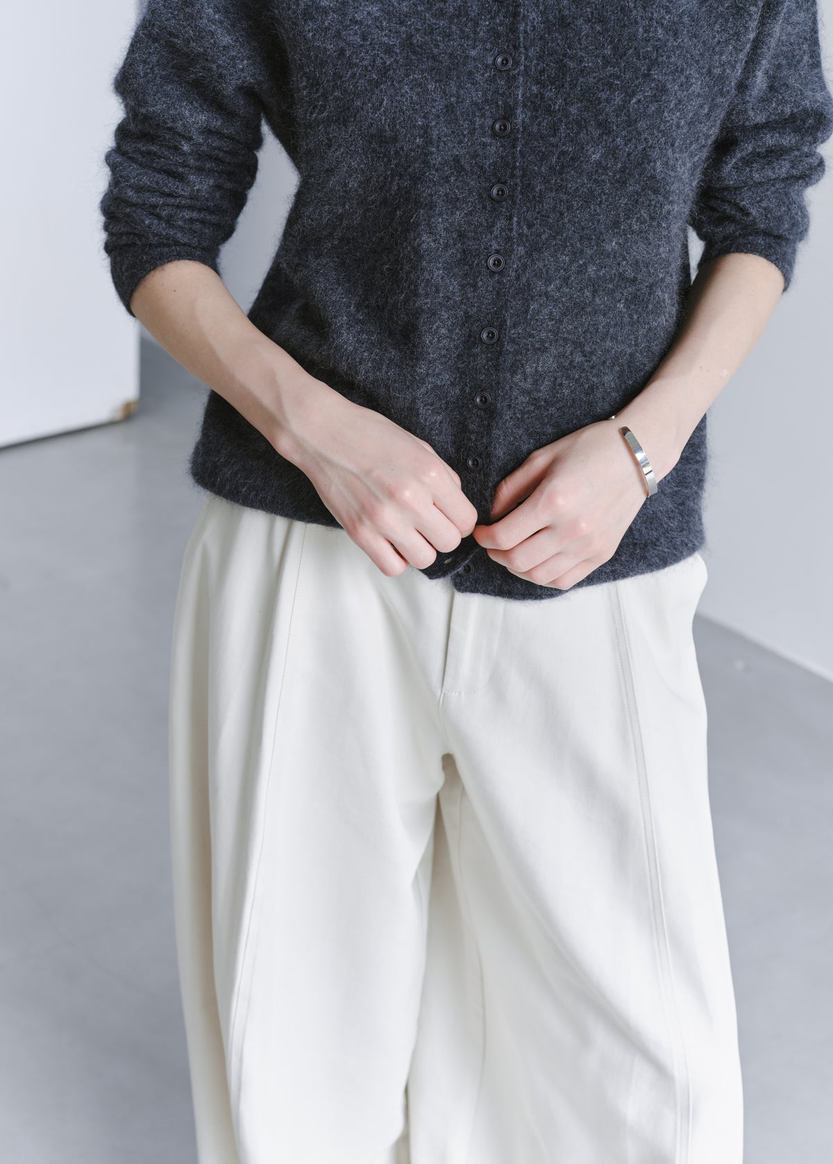 MULTI BUTTON WOOL CARDIGAN