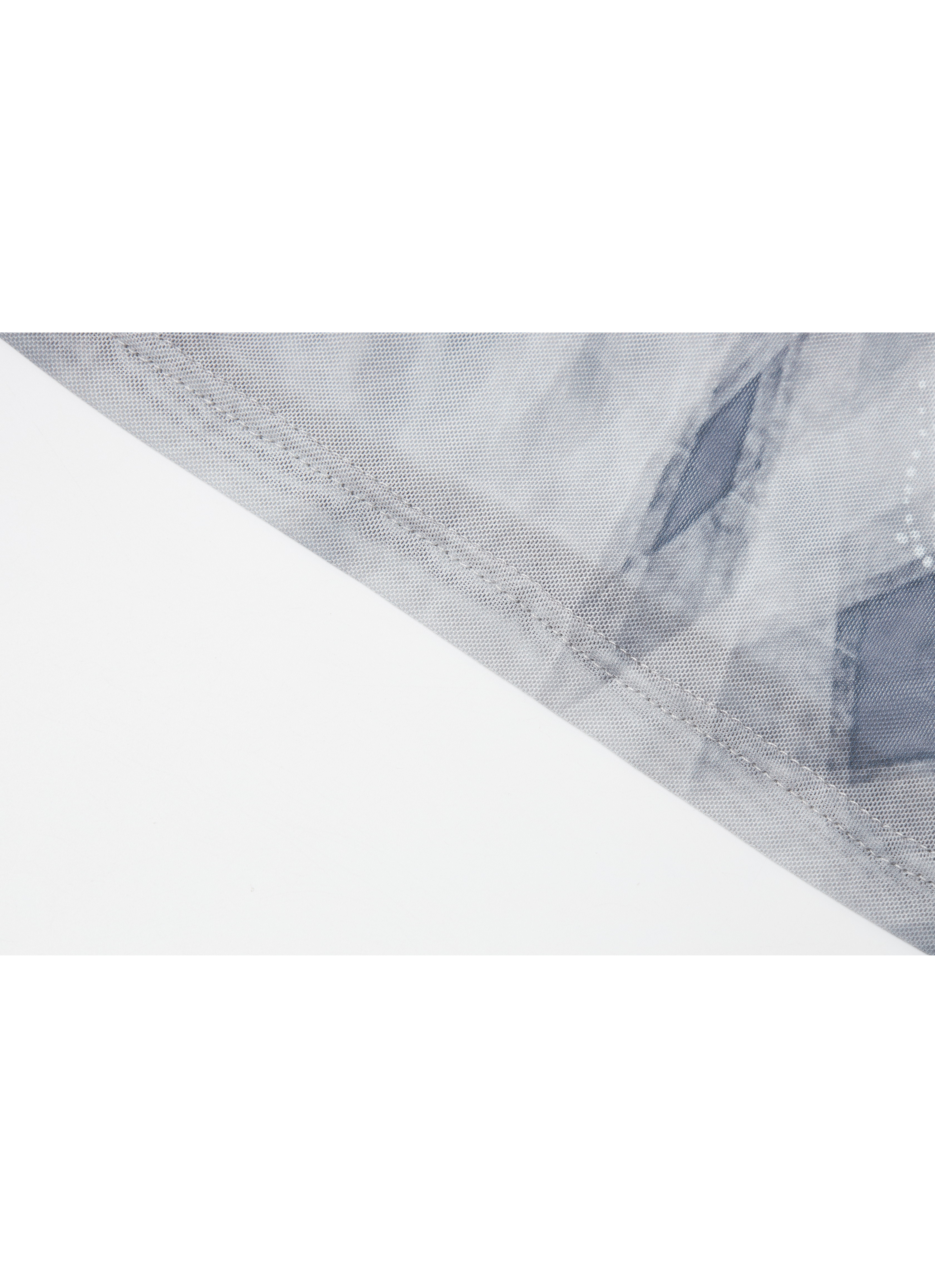 GRID DESIGN SHEER TOP / グリッドデザインシアートップ