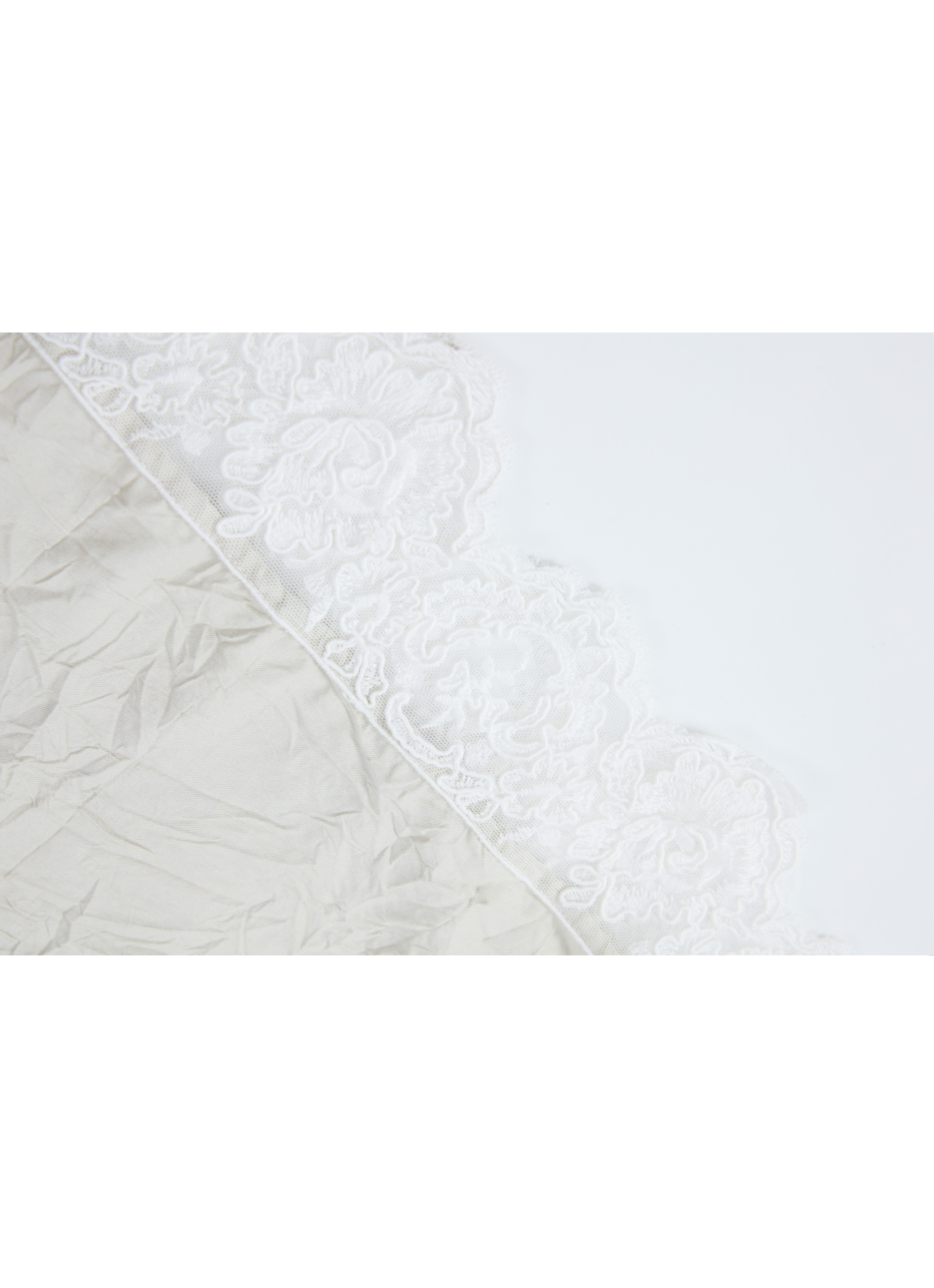 FRENCH LACE CAMI TOP