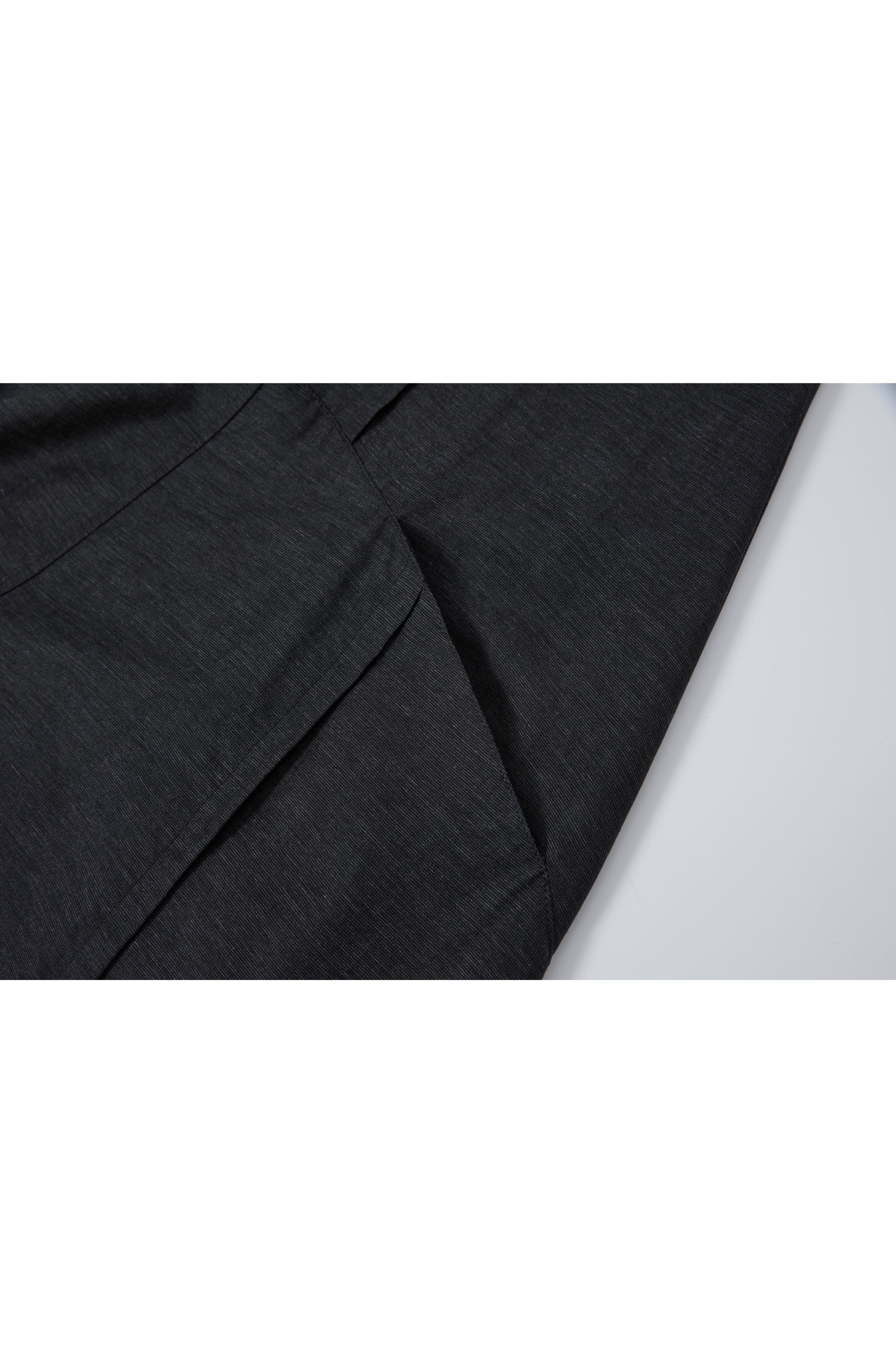 LIGHT TUCK MAXI DRESS / 라이트 터크 맥시 원피스
