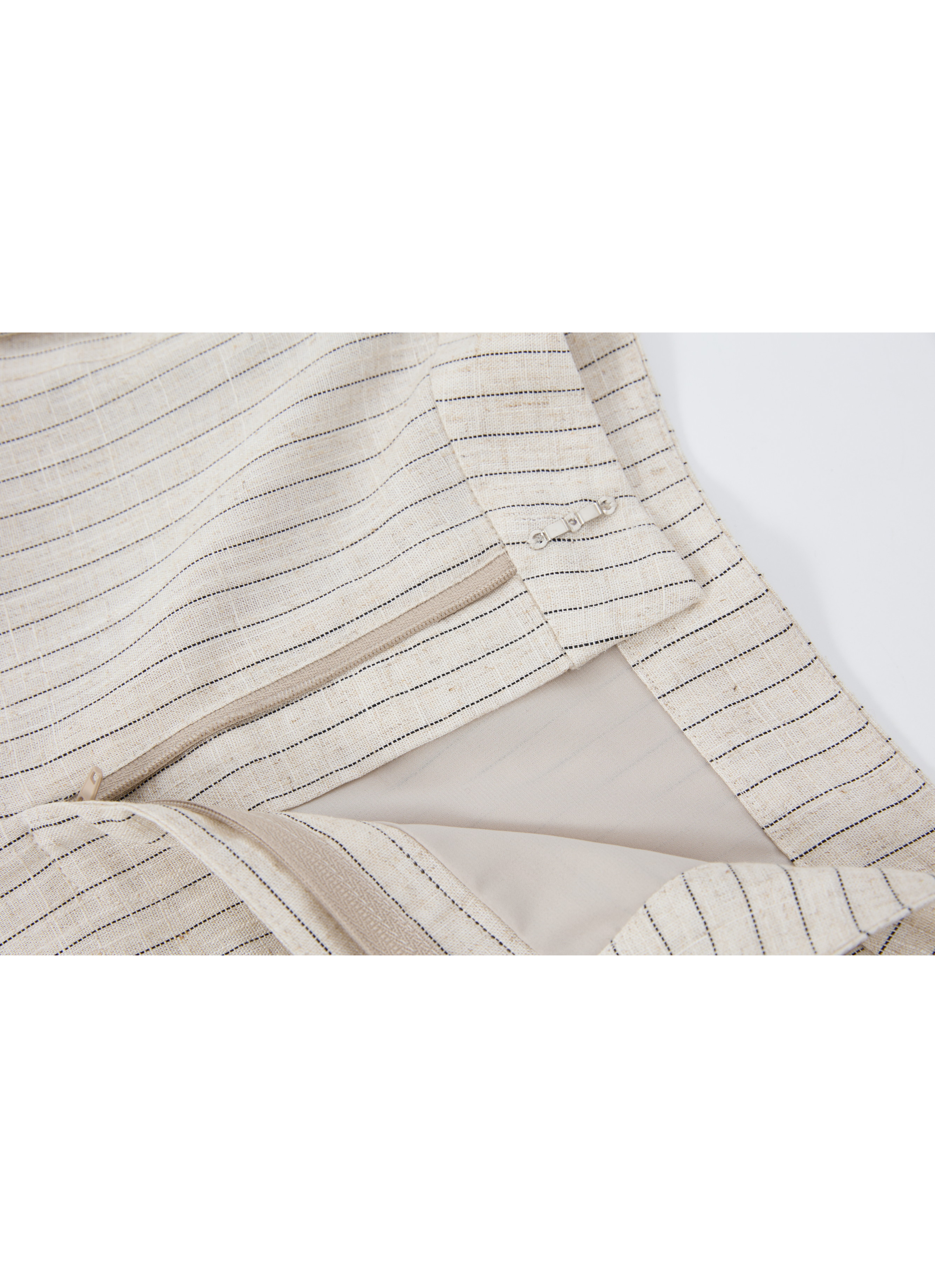 SIDE PLEAT STRIPE PANTS