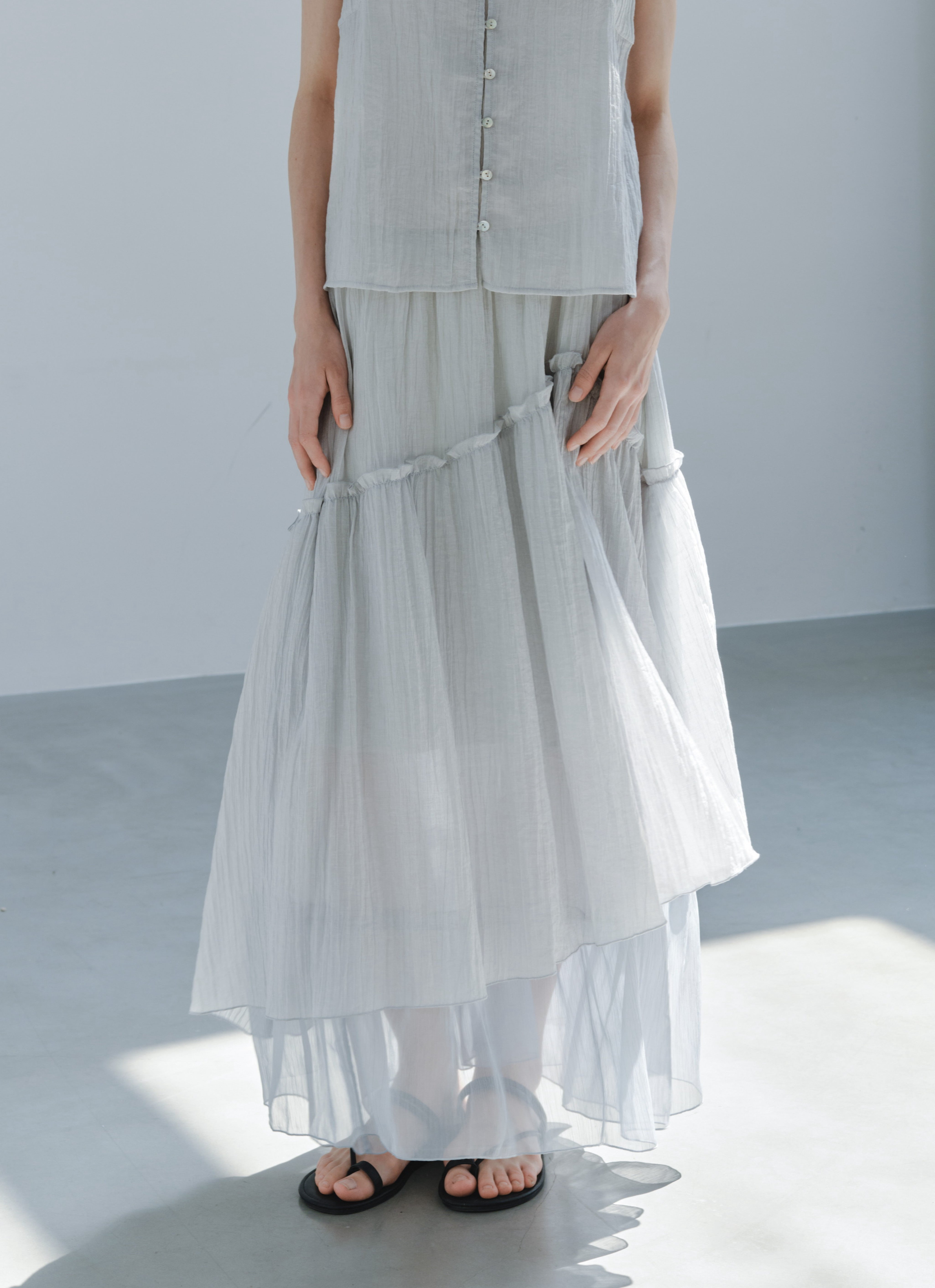 SHEER FRILL TIERED SKIRT / シアーフリルティアードスカート