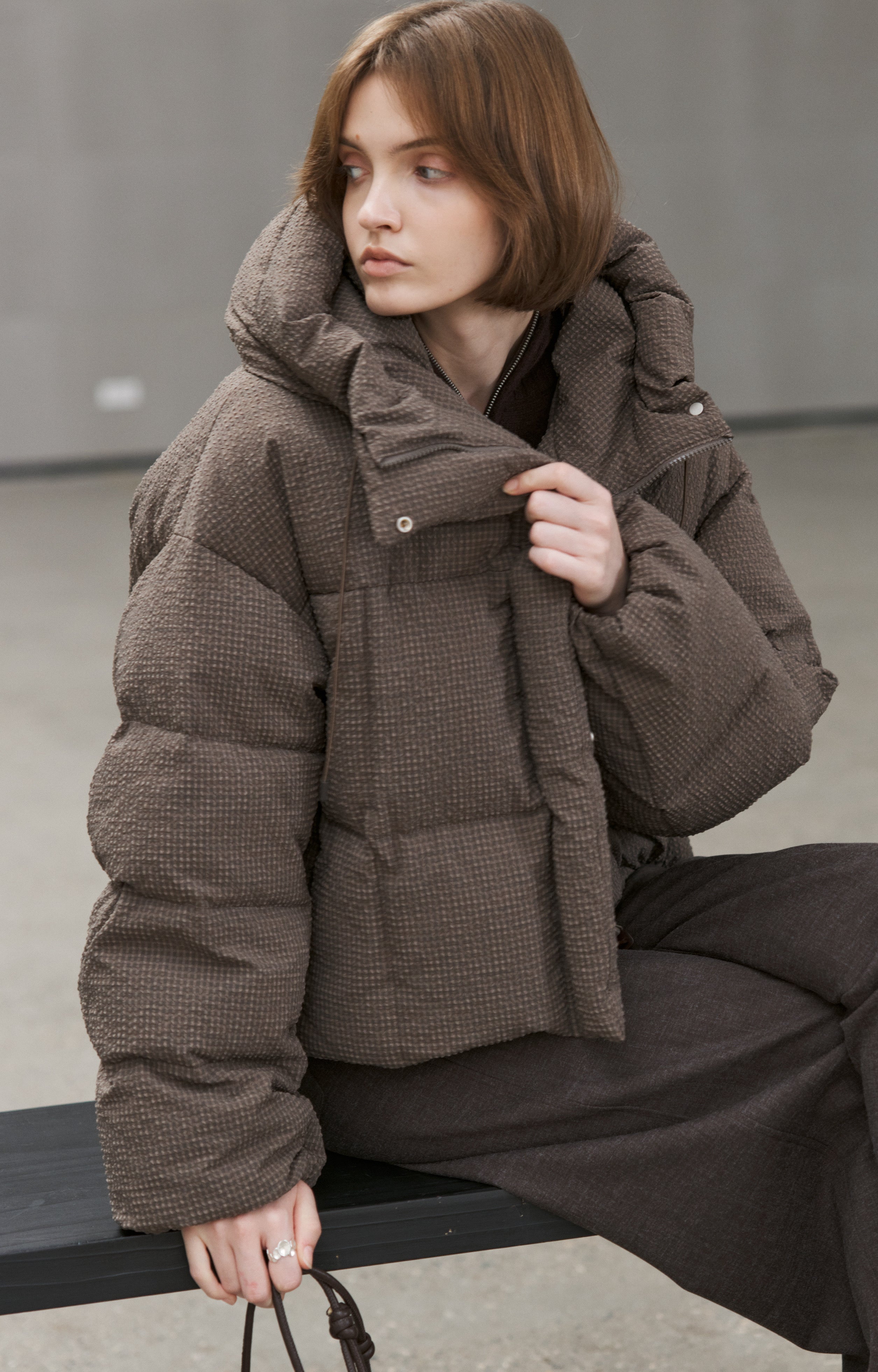 PUFF TEXTURE HOODED DOWN / 퍼프 텍스처 푸드 다운