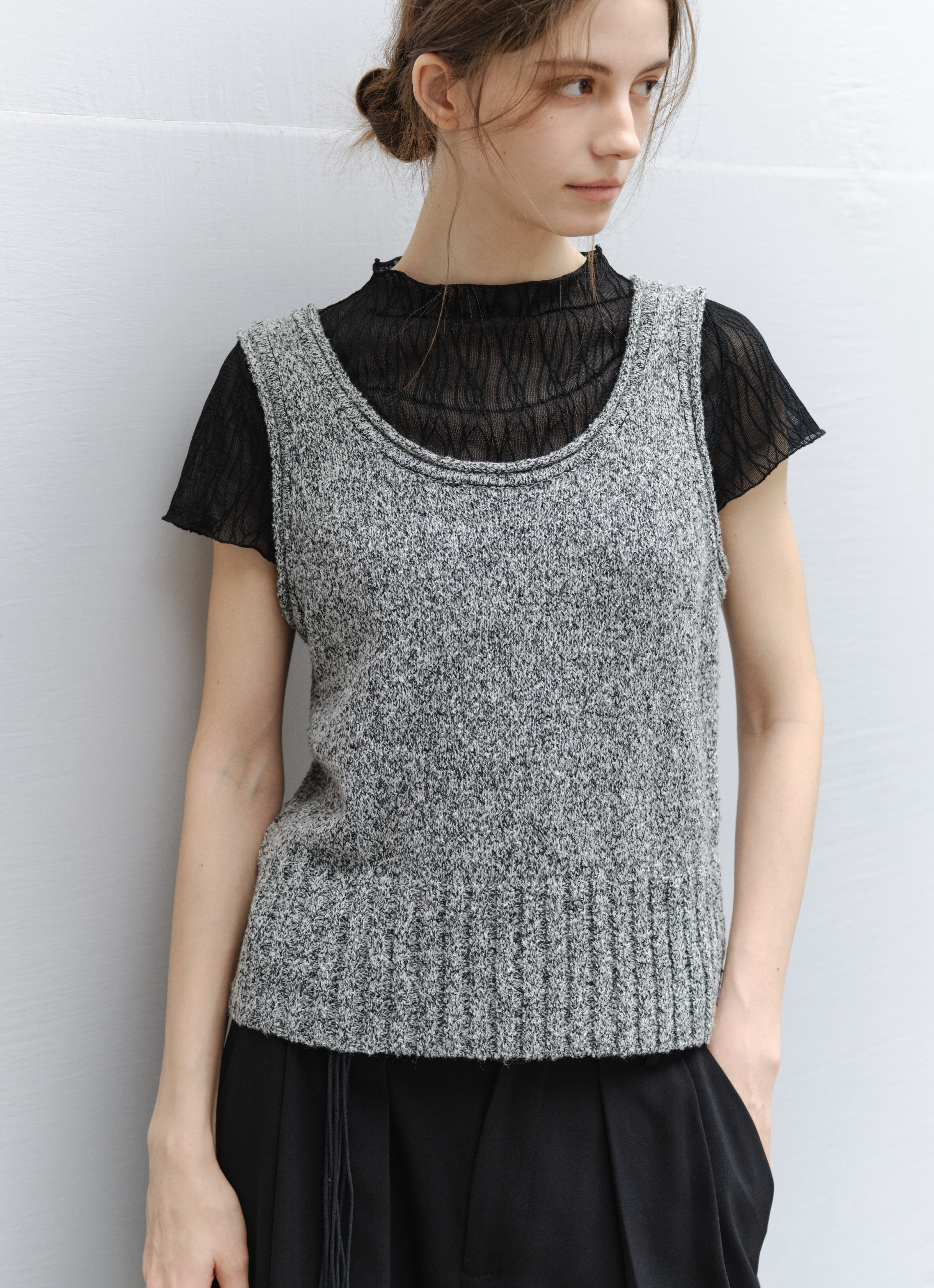 ROLL HEM KNIT VEST / 롤헴 니트 베스트