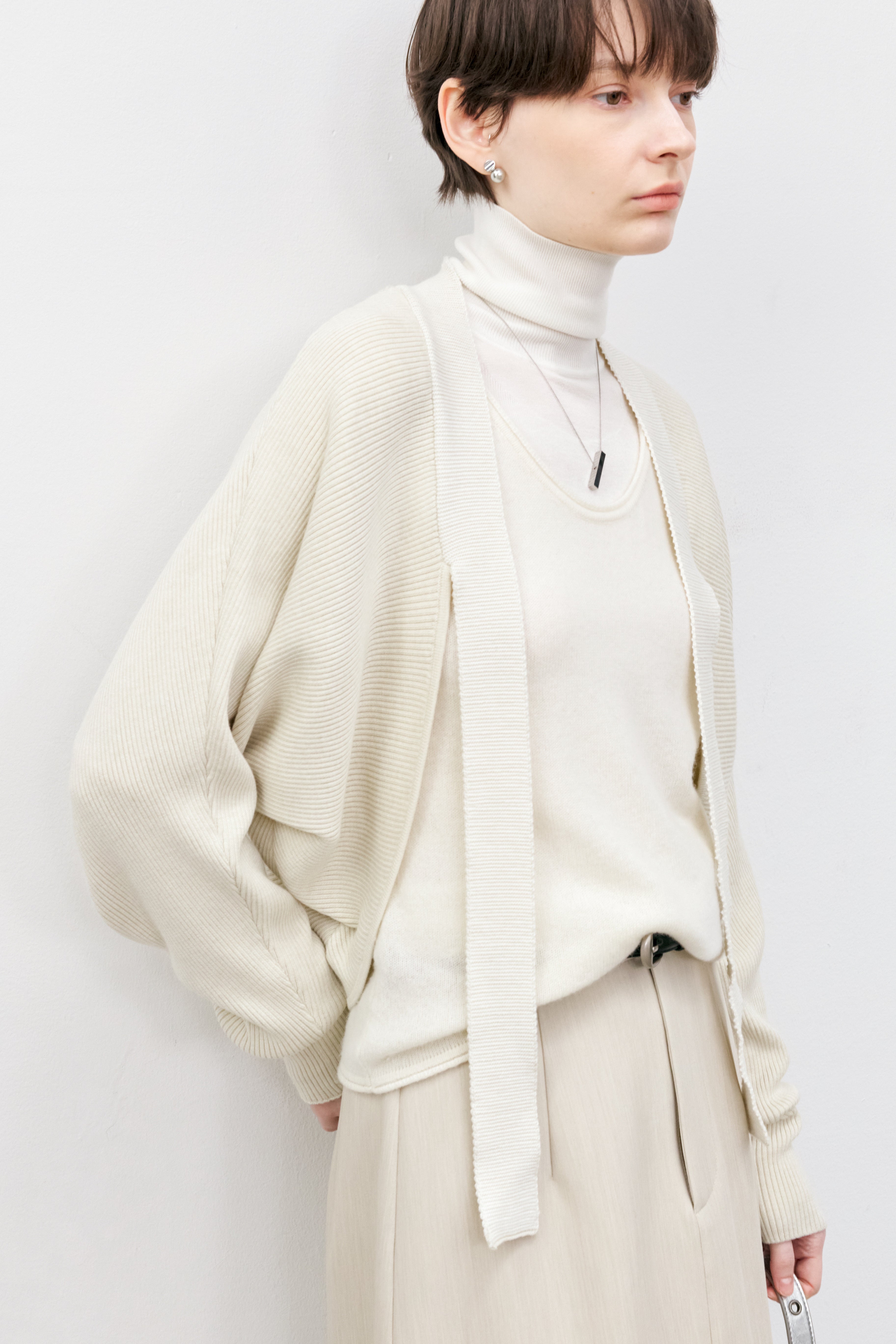 RIB KNIT BOLERO CARDIGAN