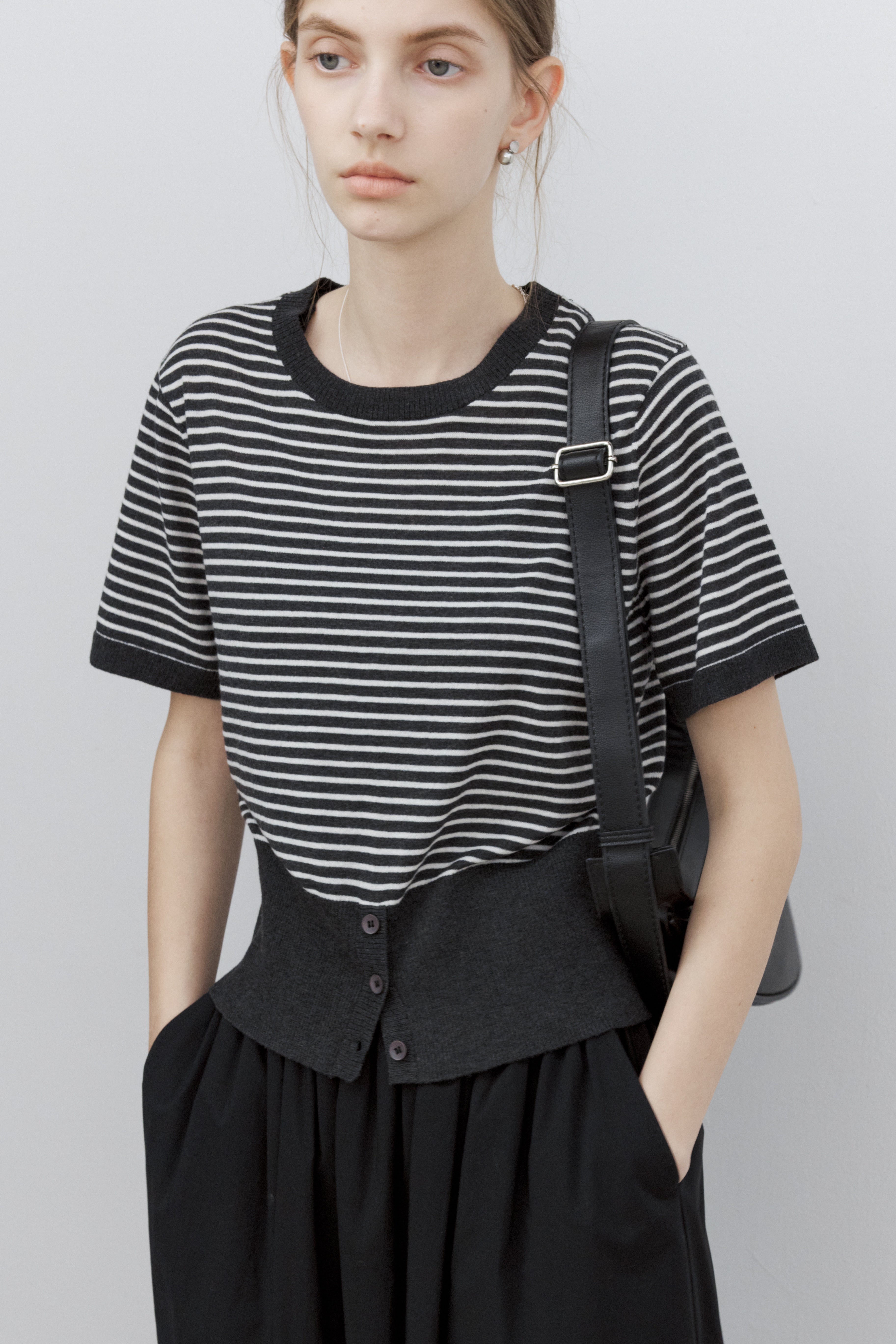 WAIST FIT STRIPE T-SHIRT