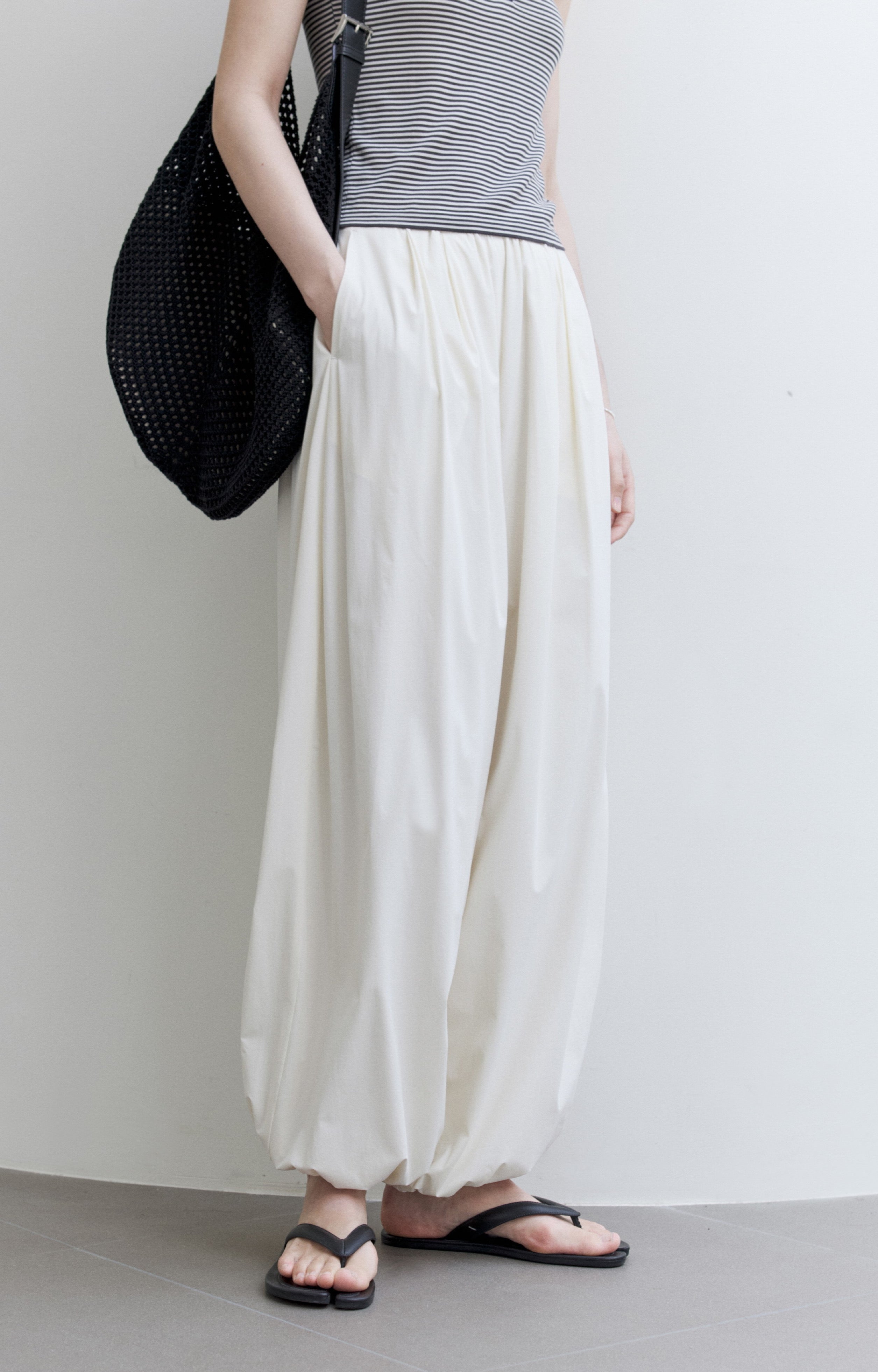 UV CUT SMOOTH SAROUEL PANTS / UVカットスムースサルエルパンツ