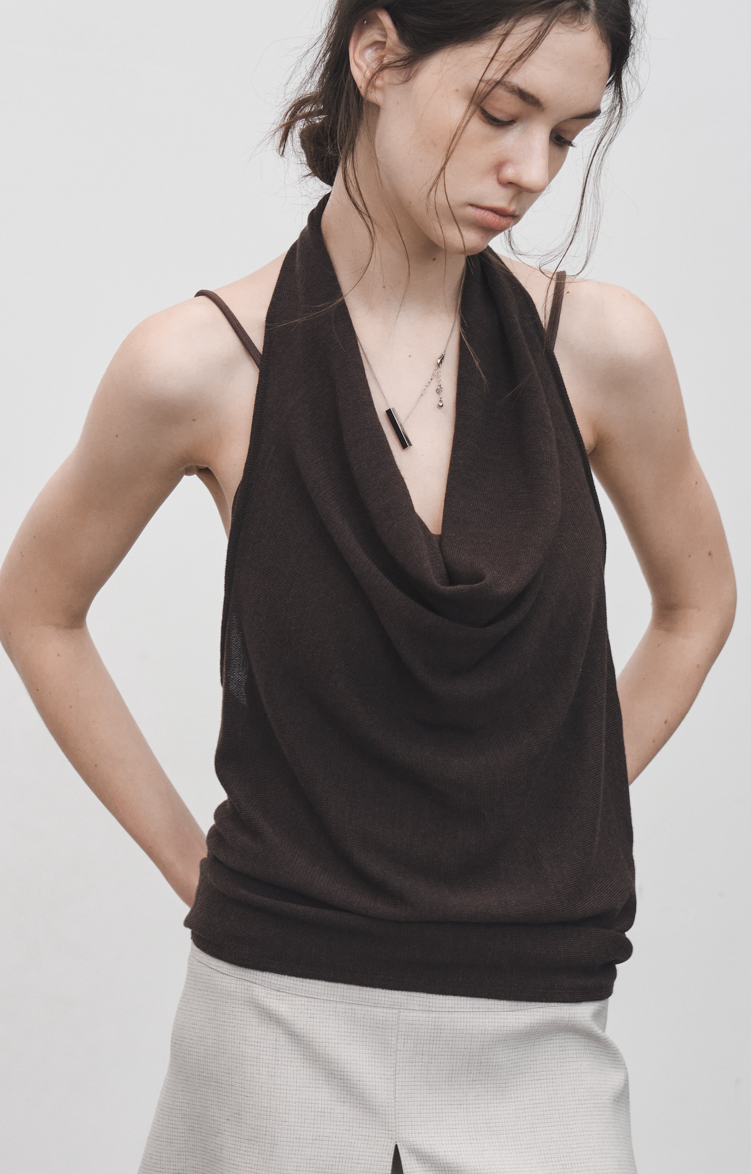 HALTER NECK DRAPED TOP