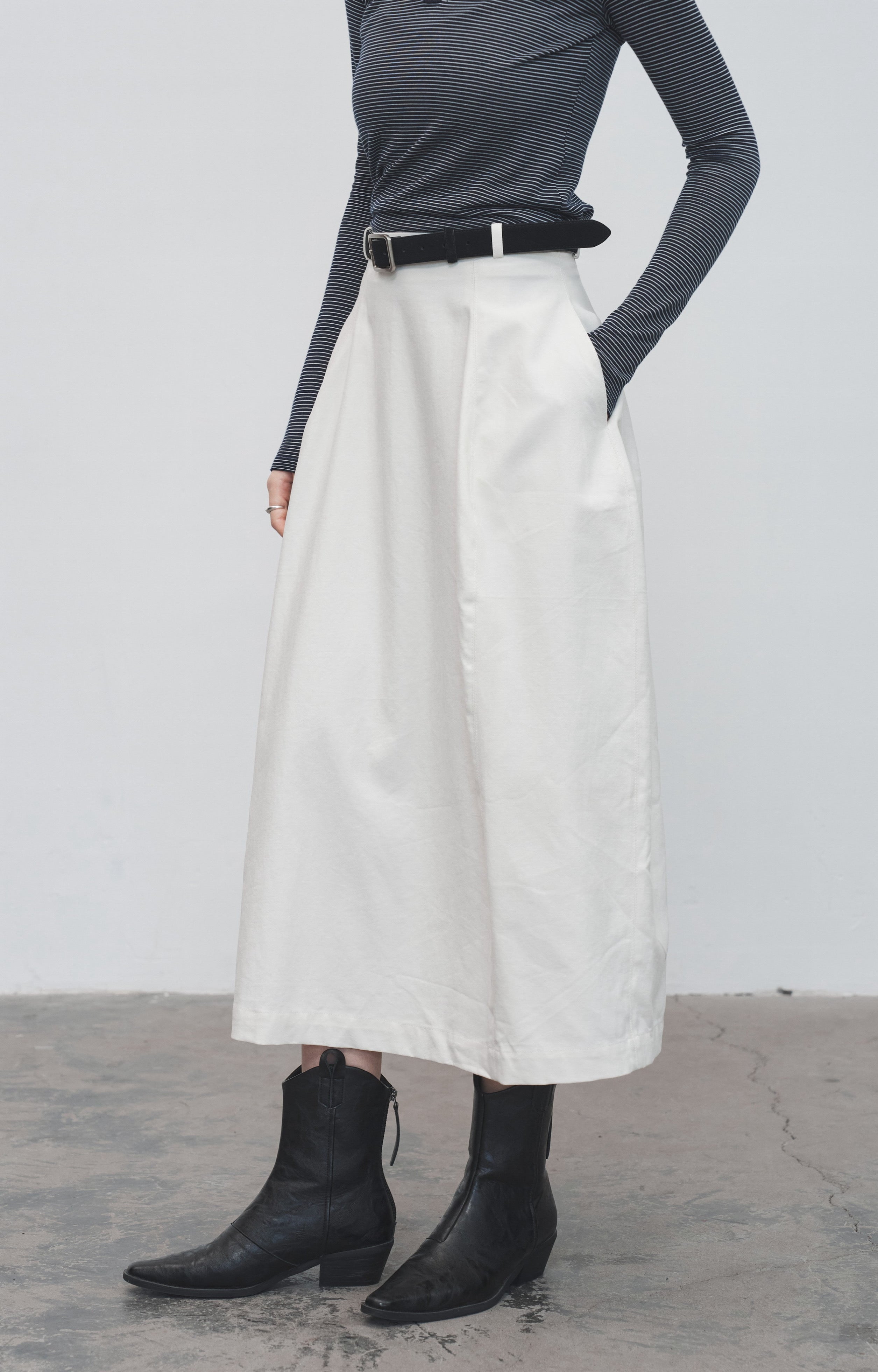 WIDE CUT COCOON SKIRT / ワイドカットコクーンスカート