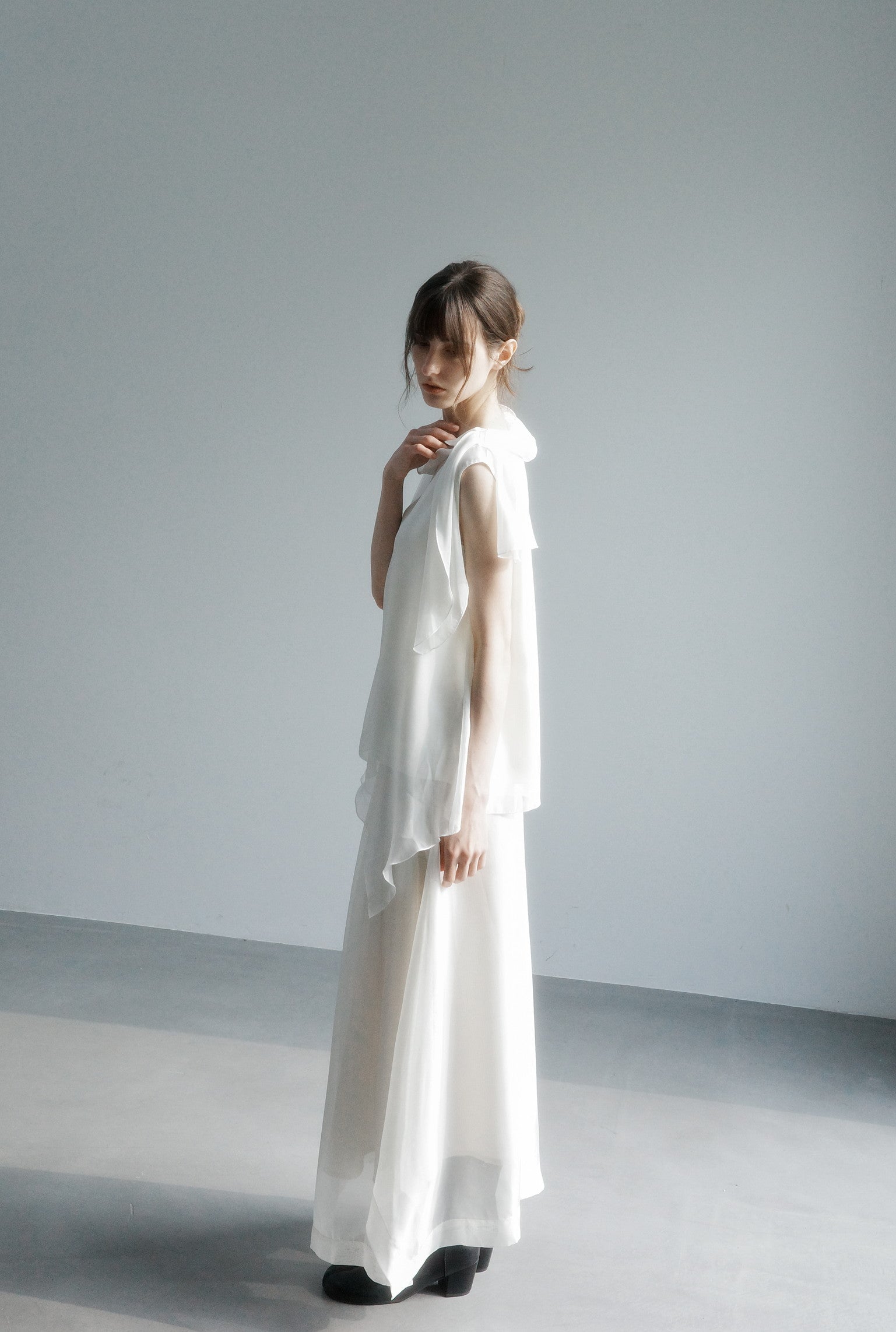 SHEER VEIL LAYERED SKIRT