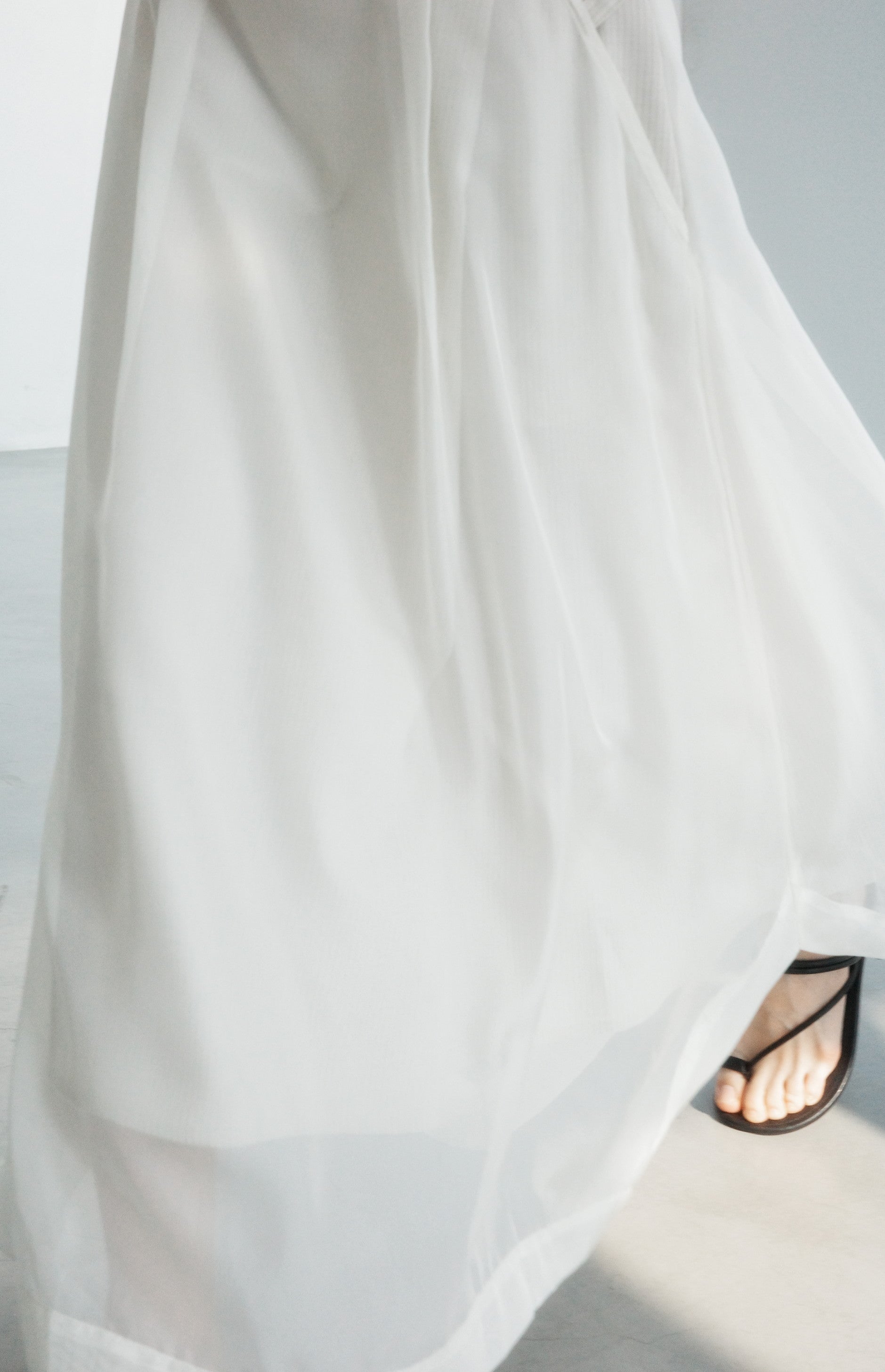 SHEER VEIL LAYERED SKIRT