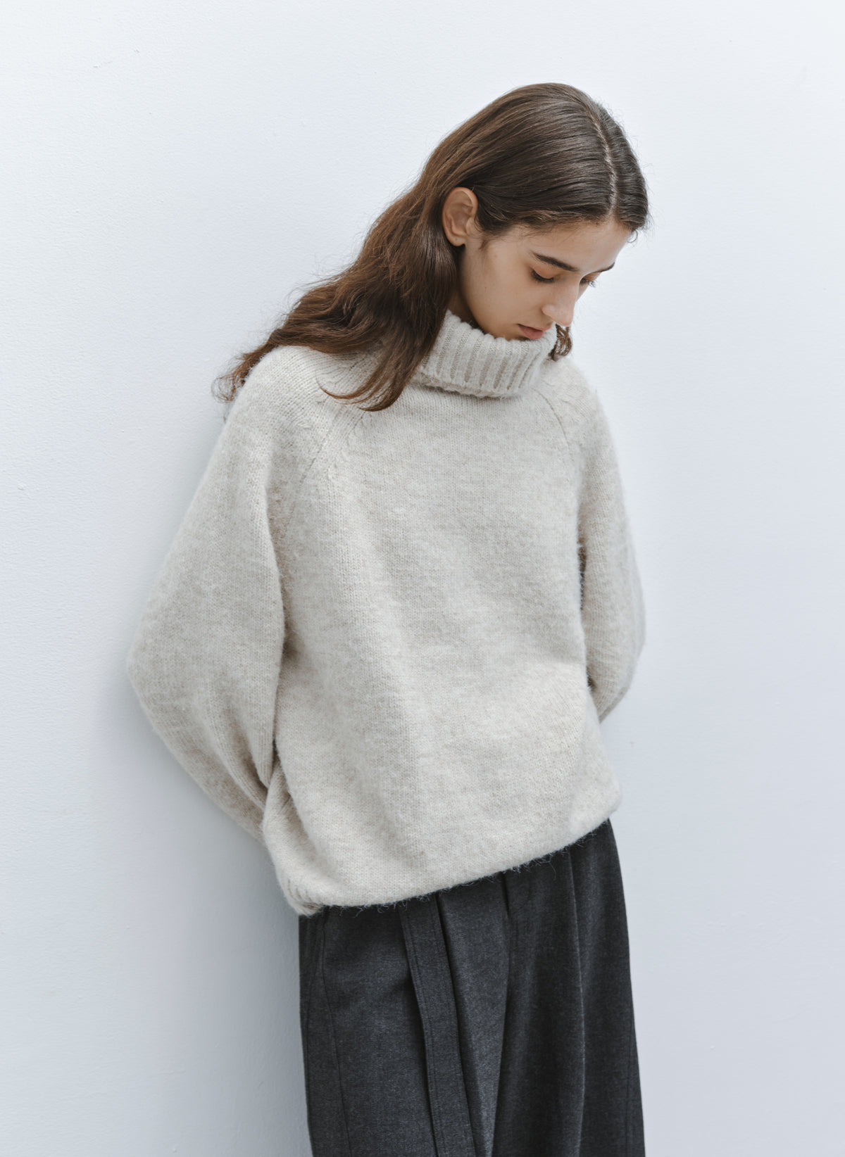 CHUNKY KNIT TURTLE SWEATER