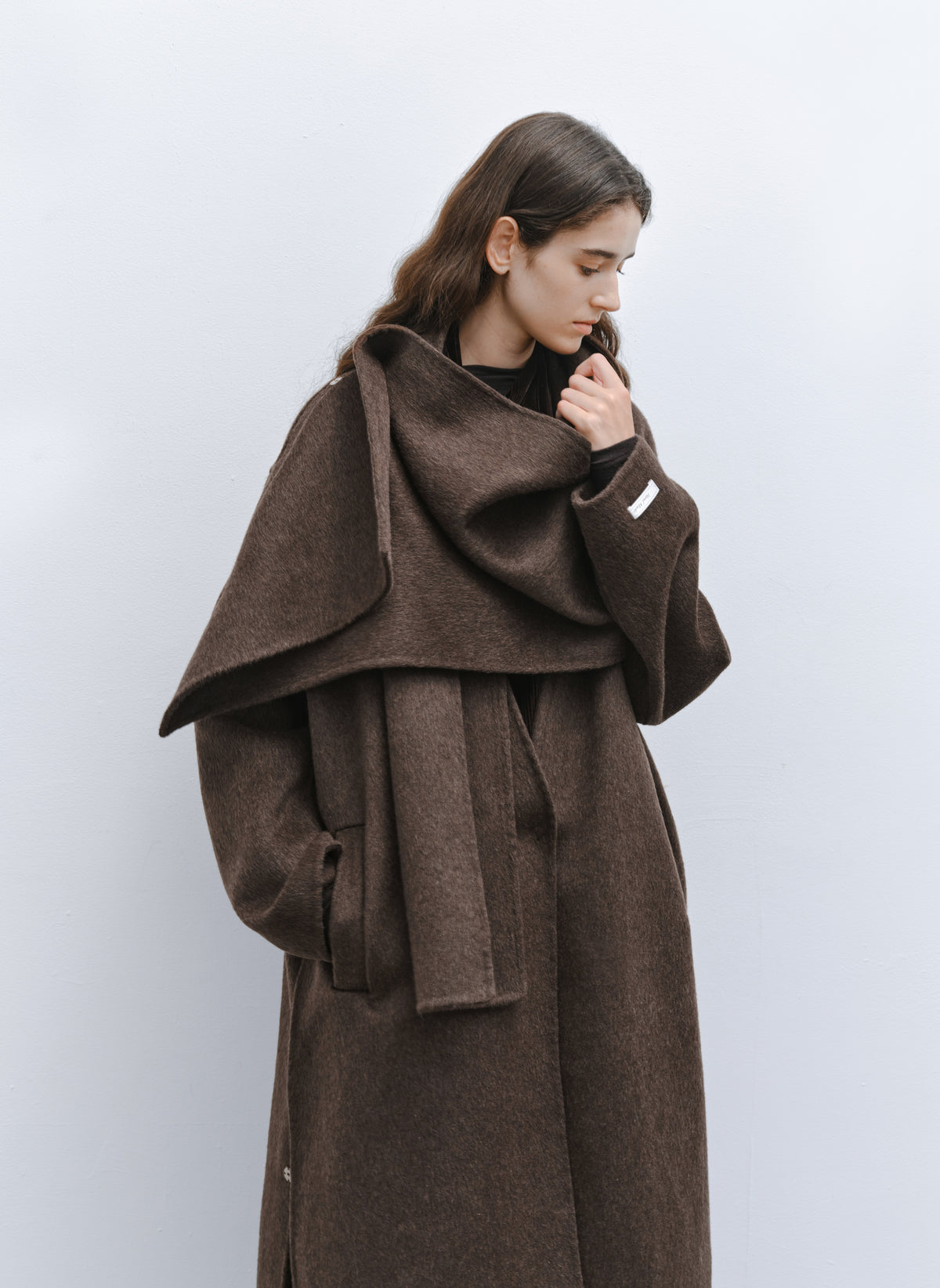 MULTI PATCH SCARF COAT