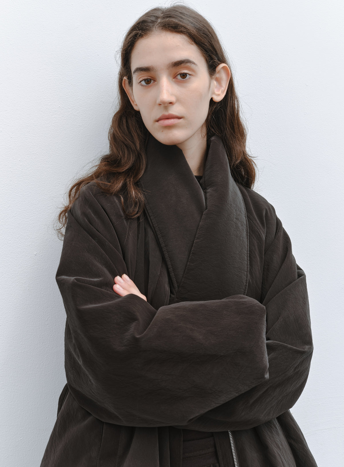 MATTE LEATHER SCARF DOWN