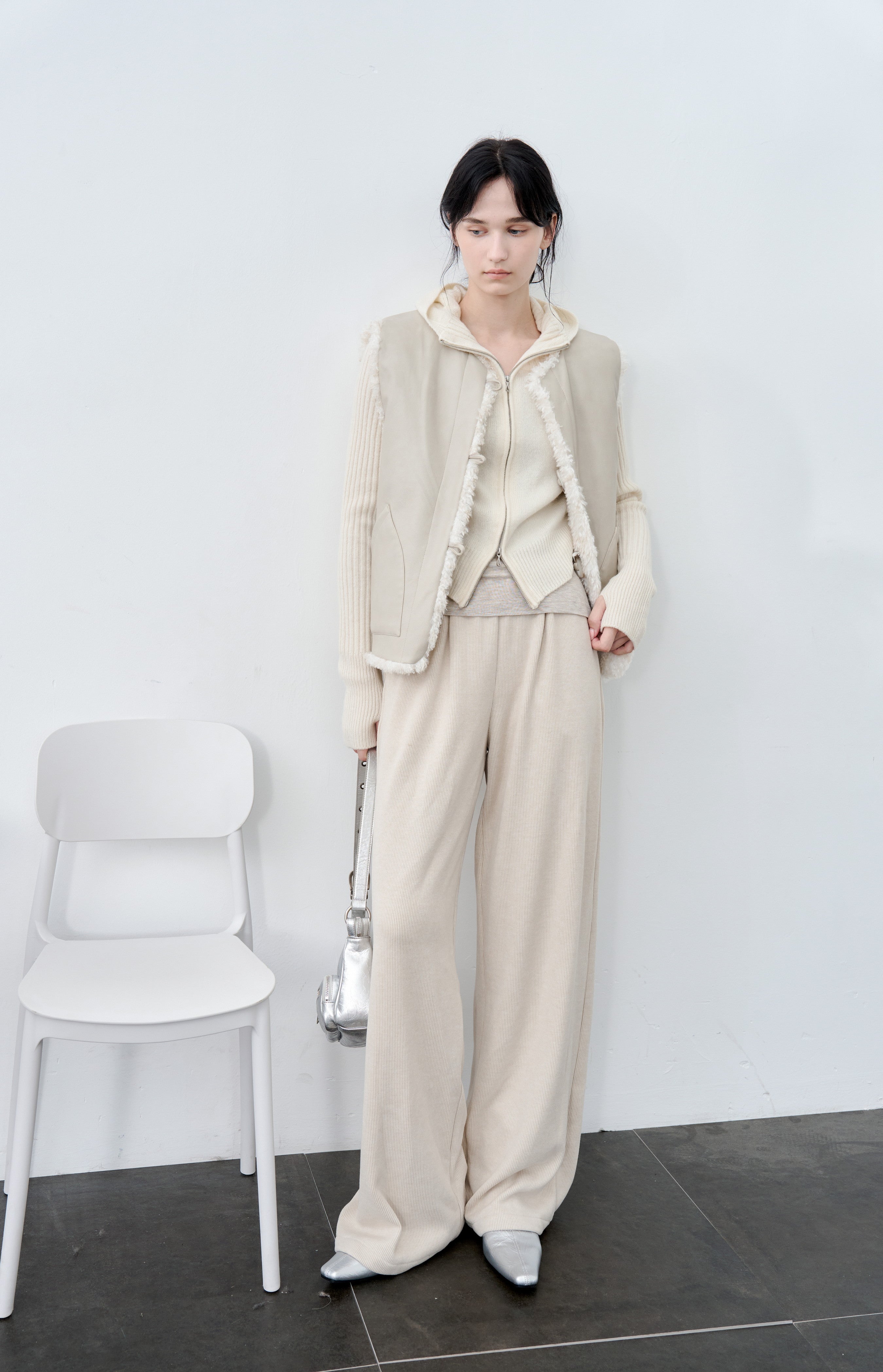 REVERSIBLE SOFT BOA VEST / 리버시블 소프트 보아 베스트