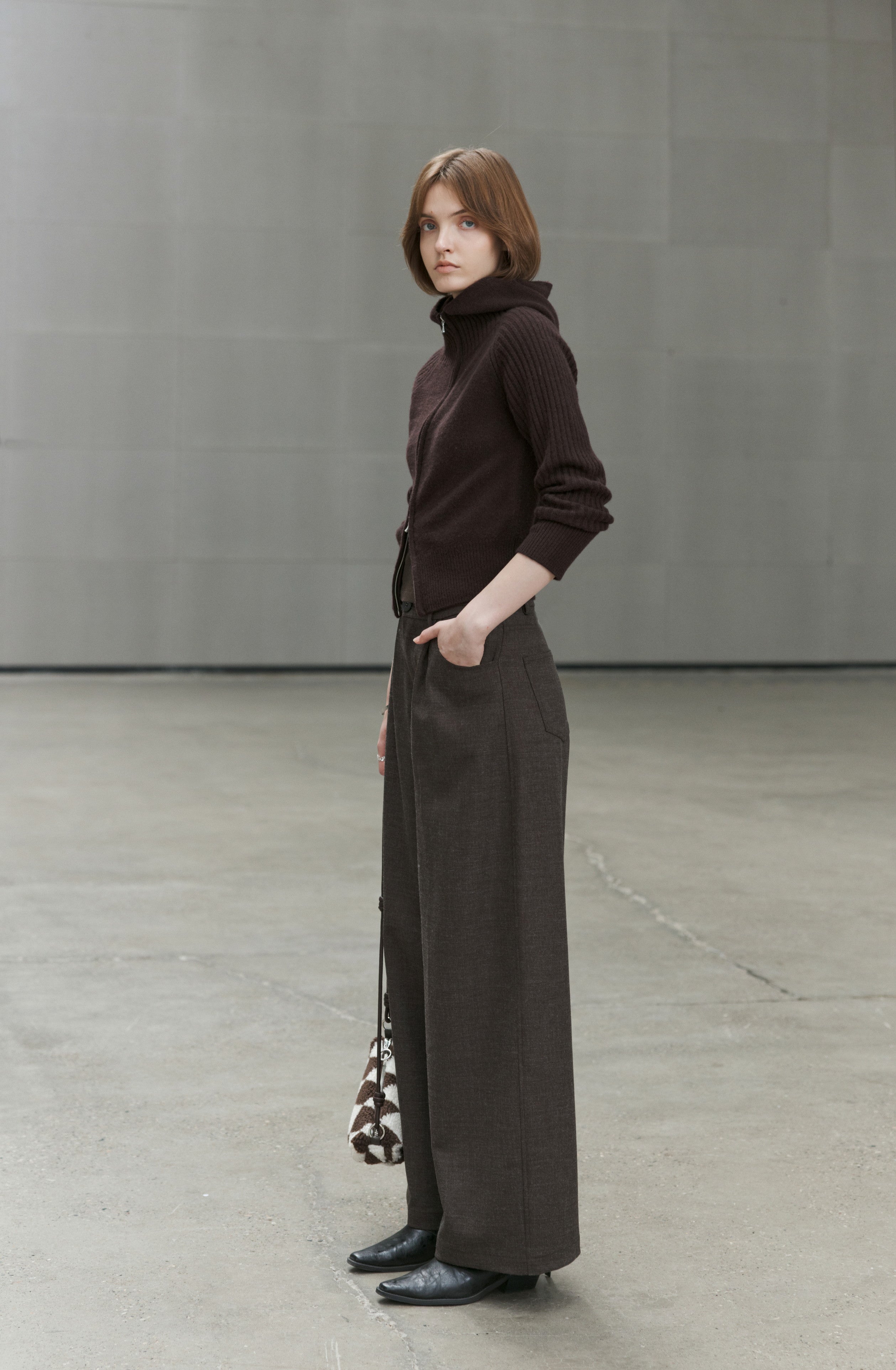 WARM COLOR CURVE PANTS / 웜 컬러 커브 팬츠