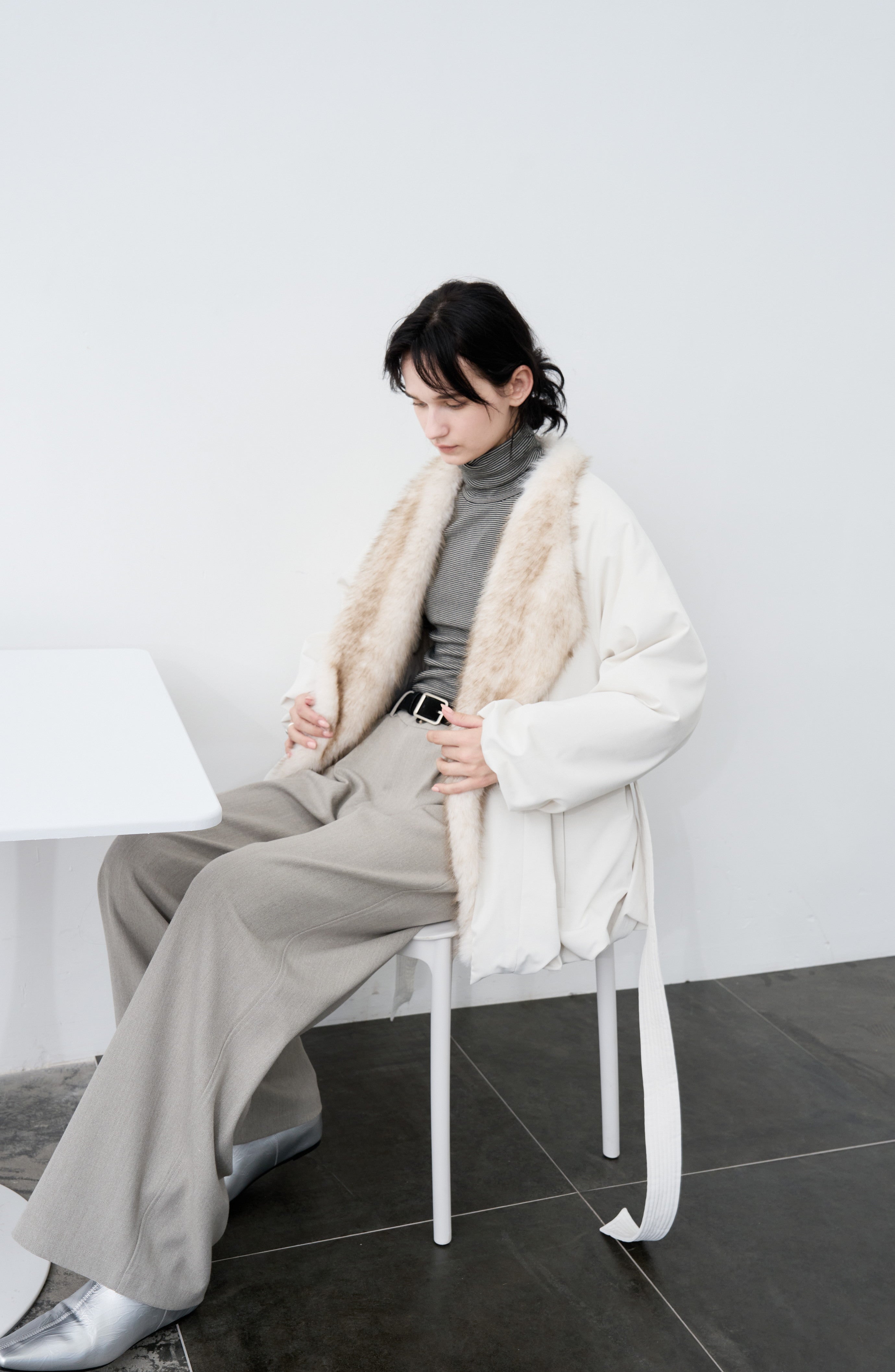 FUR LAPEL DRAPE DOWN