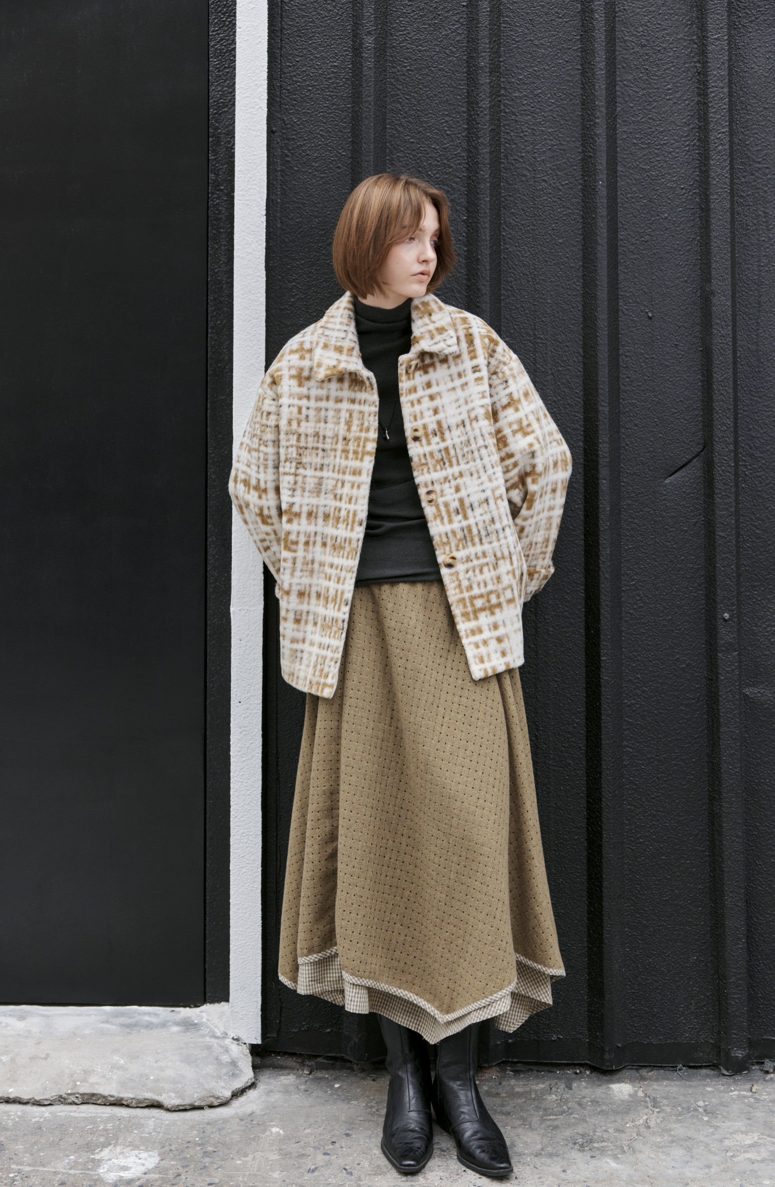 HAZY PLAID DESIGN SOFT JACKET