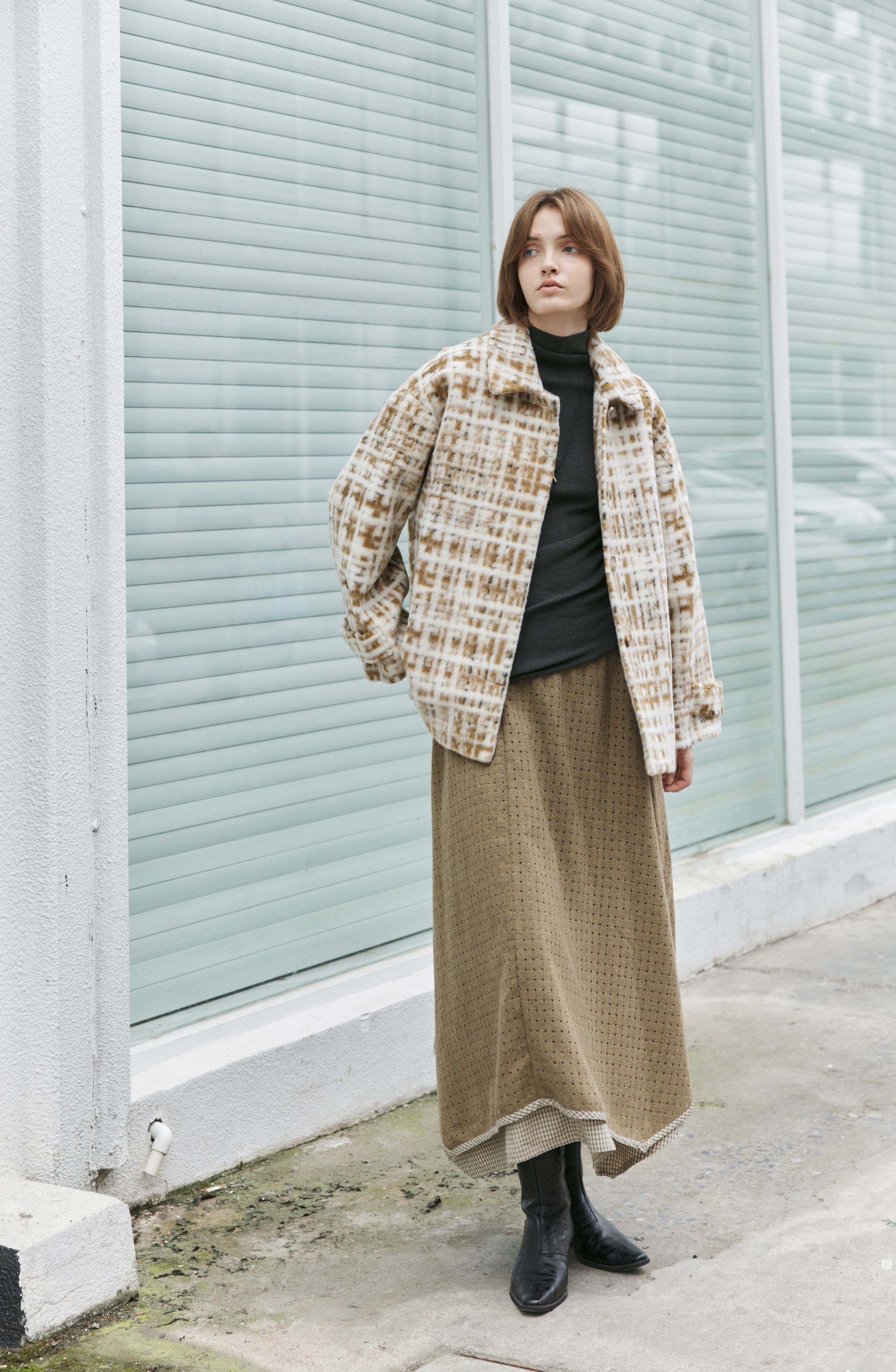 HAZY PLAID DESIGN SOFT JACKET