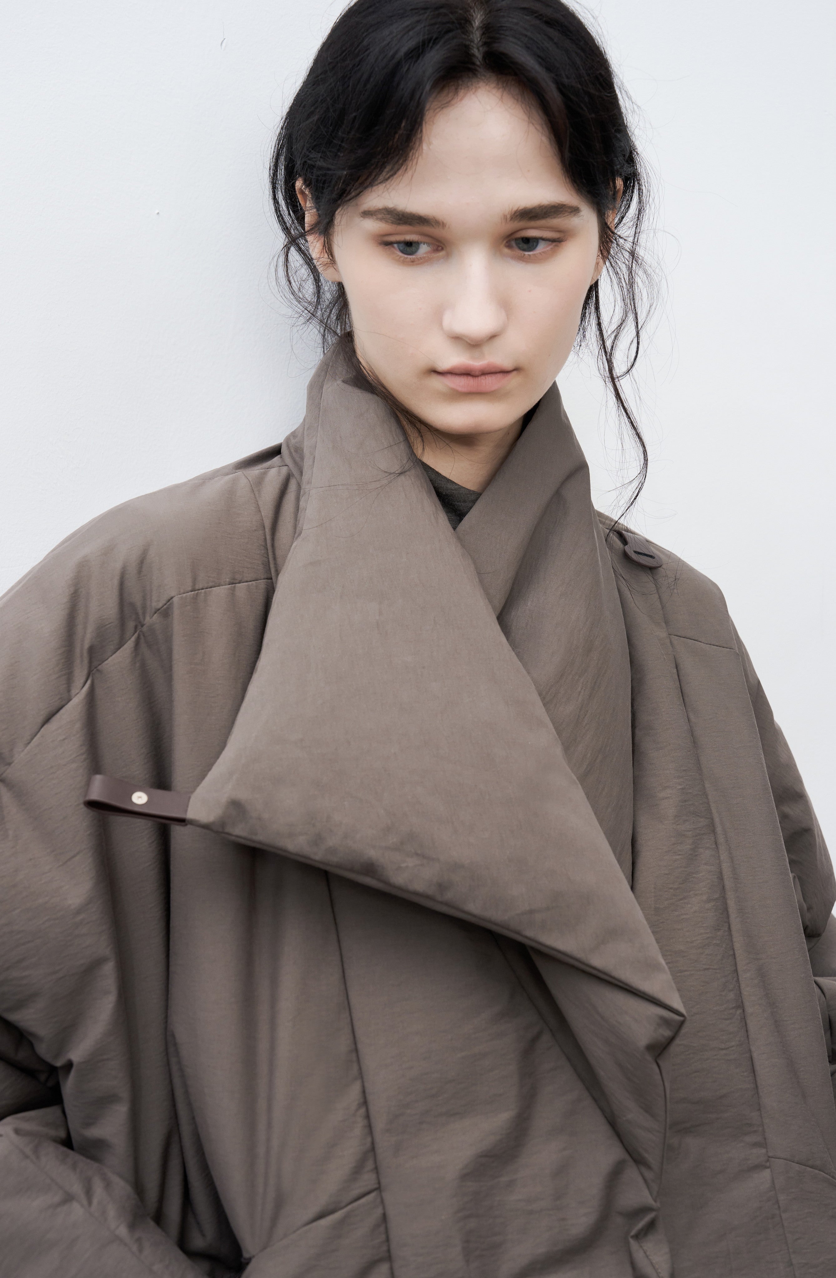 WRAP LAPEL ROUND DOWN / ラップラペルラウンドダウン