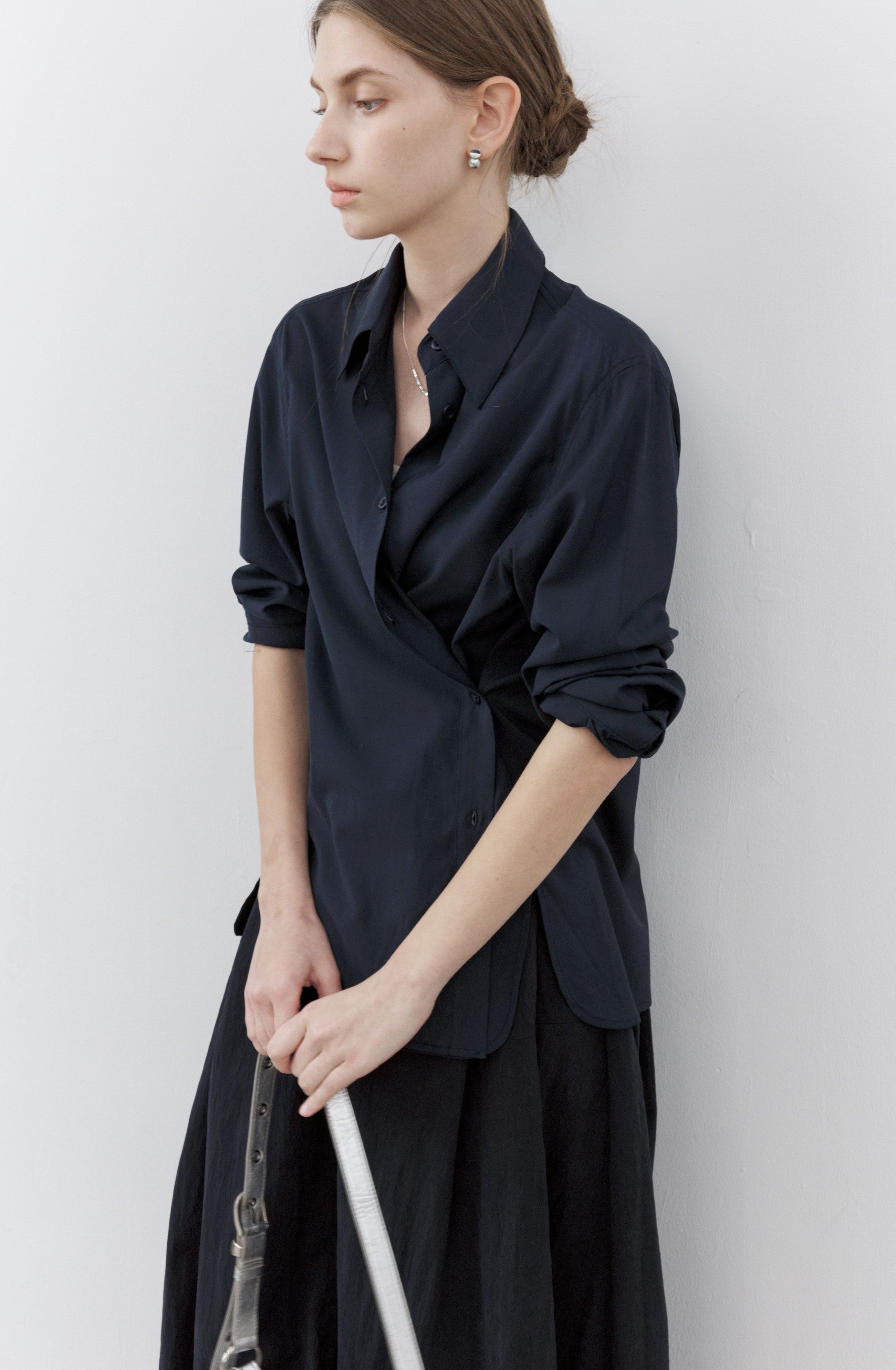 EDGE SILHOUETTE COLOR SHIRT