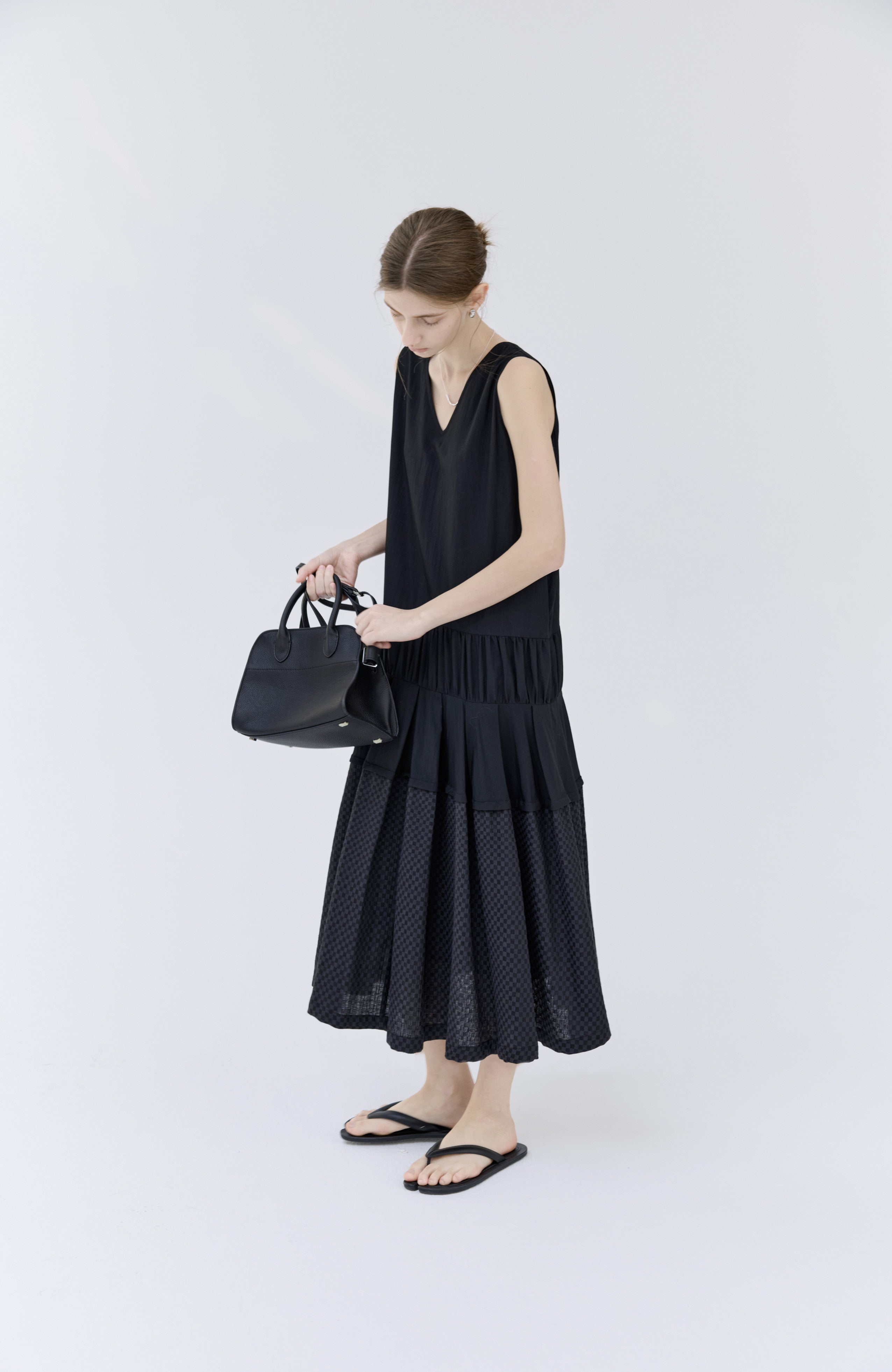 HEM EDGE TIERED DRESS / ヘムエッジティアードワンピース