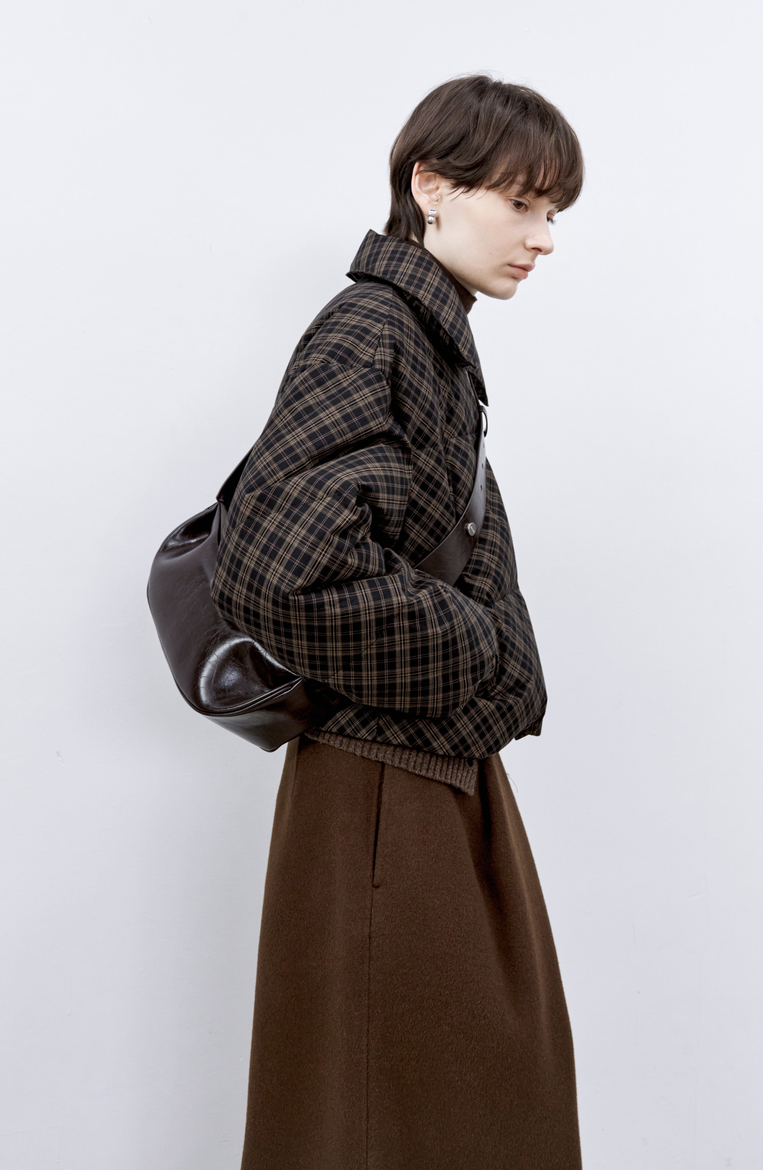 DARK PLAID LAPEL DOWN