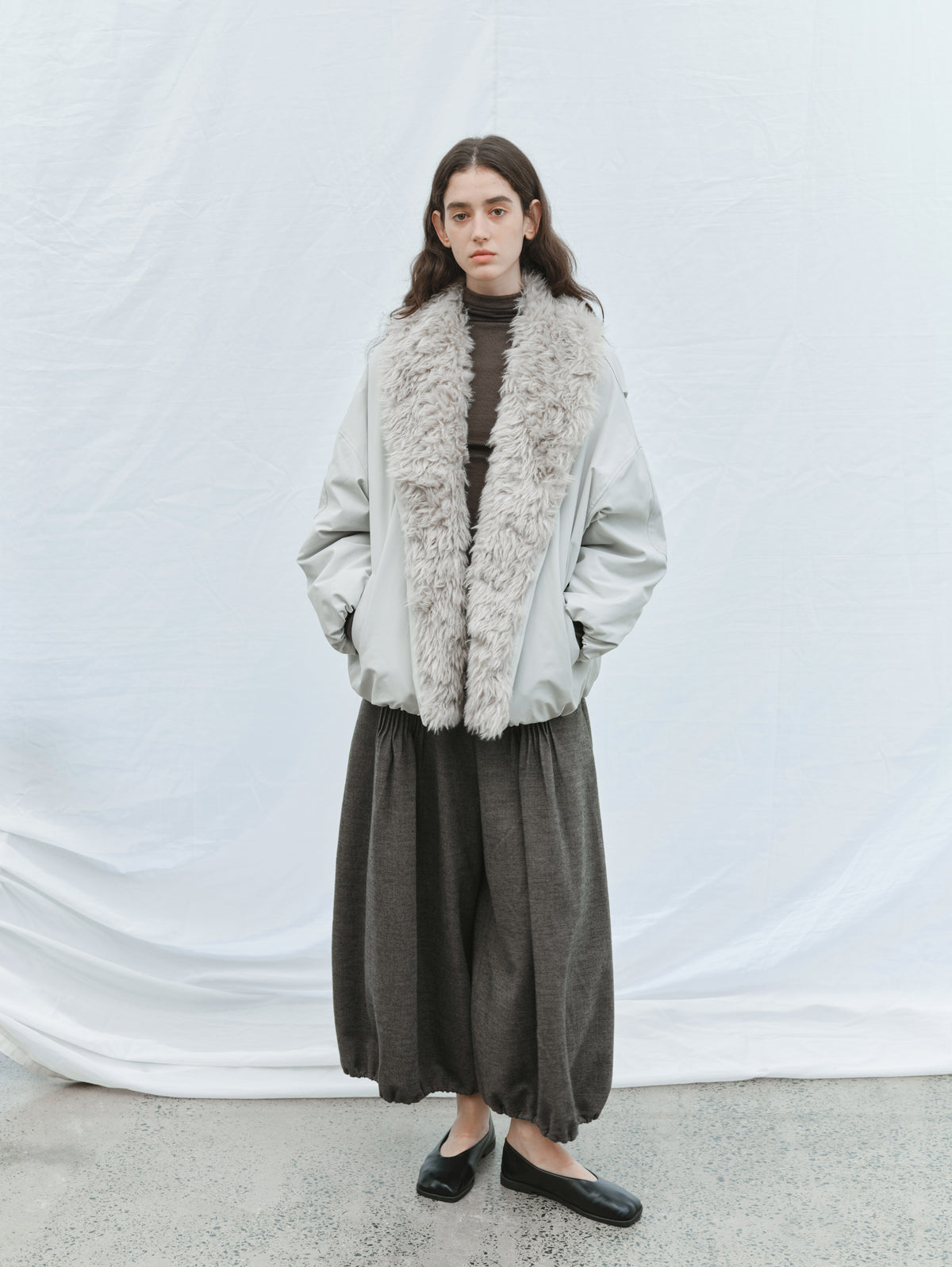 FUR LAPEL VOLUME BLOUSON