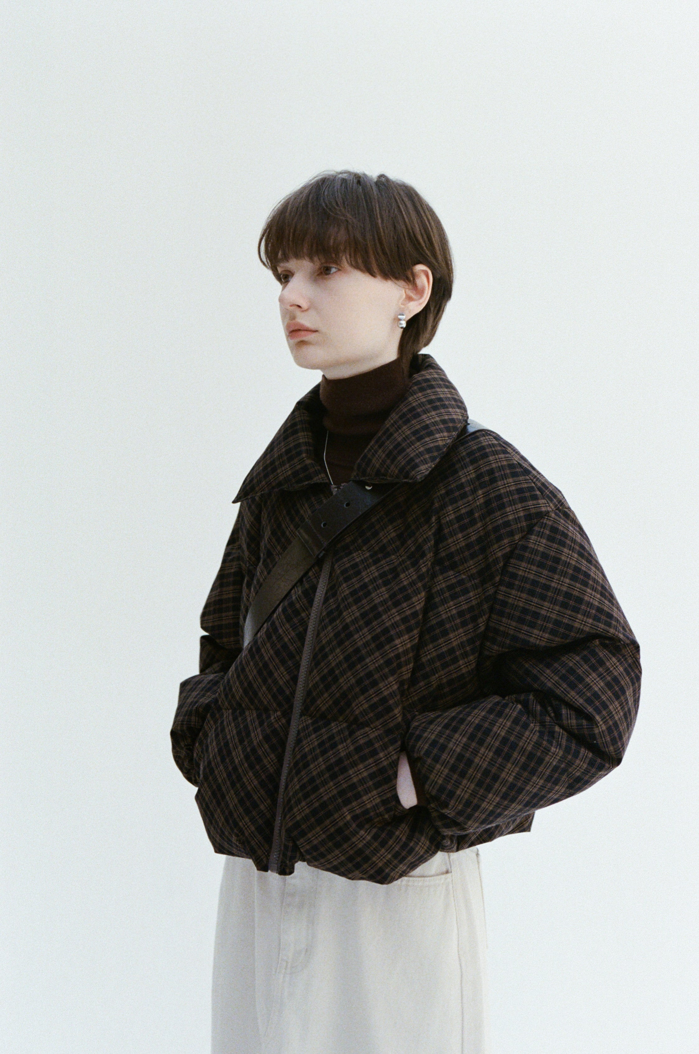 DARK PLAID LAPEL DOWN