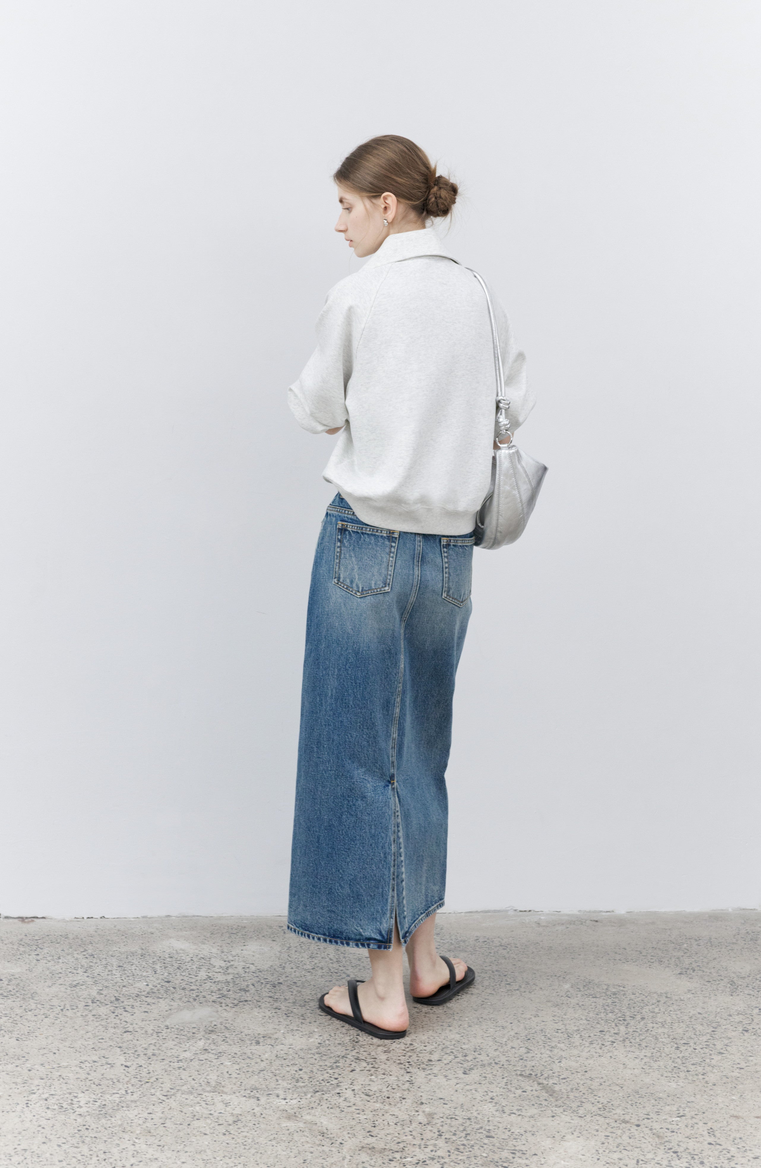 BASIC SLIT DENIM SKIRT