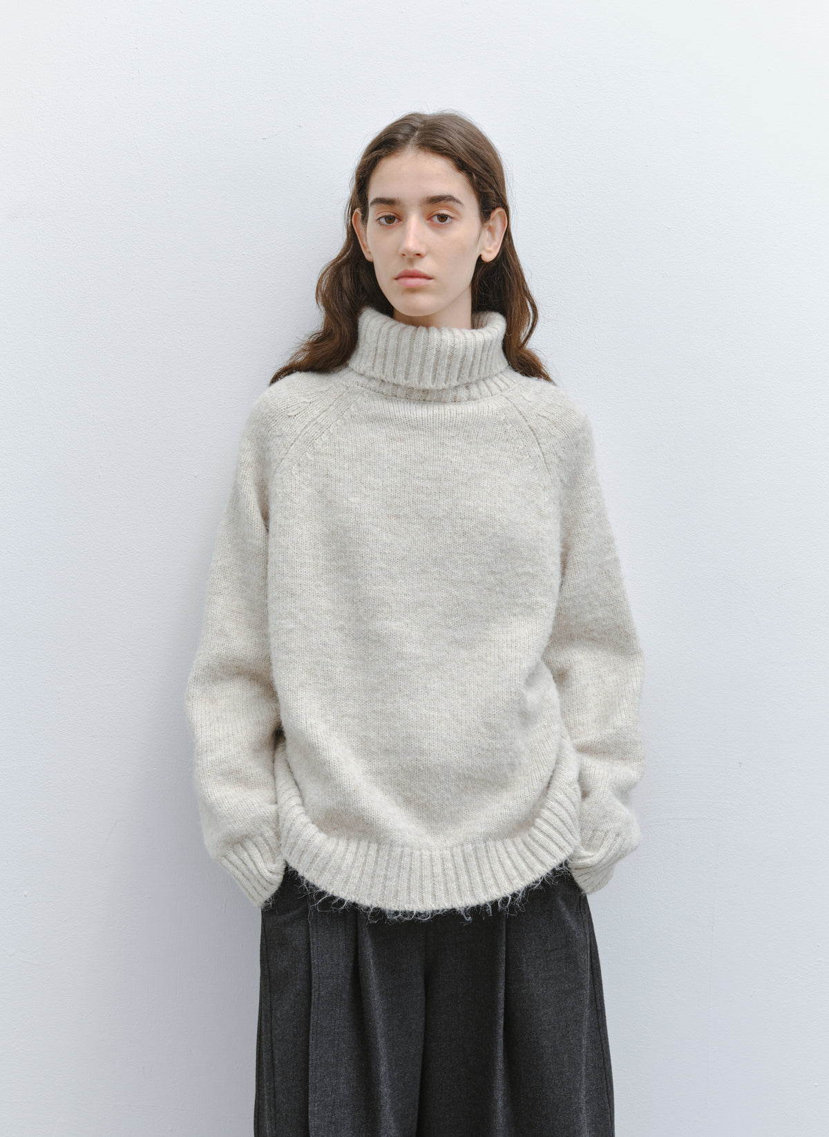 CHUNKY KNIT TURTLE SWEATER