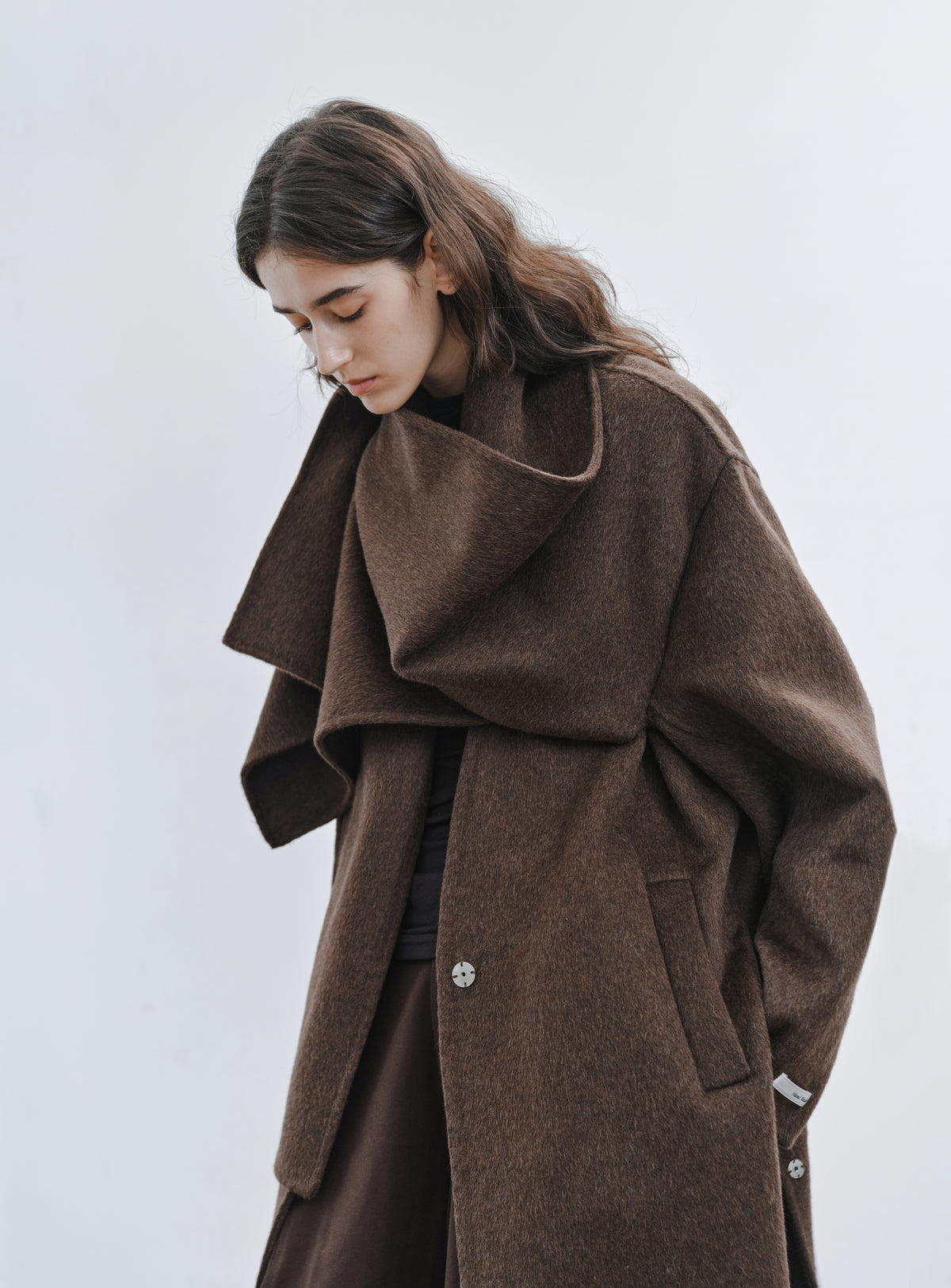 MULTI PATCH SCARF COAT