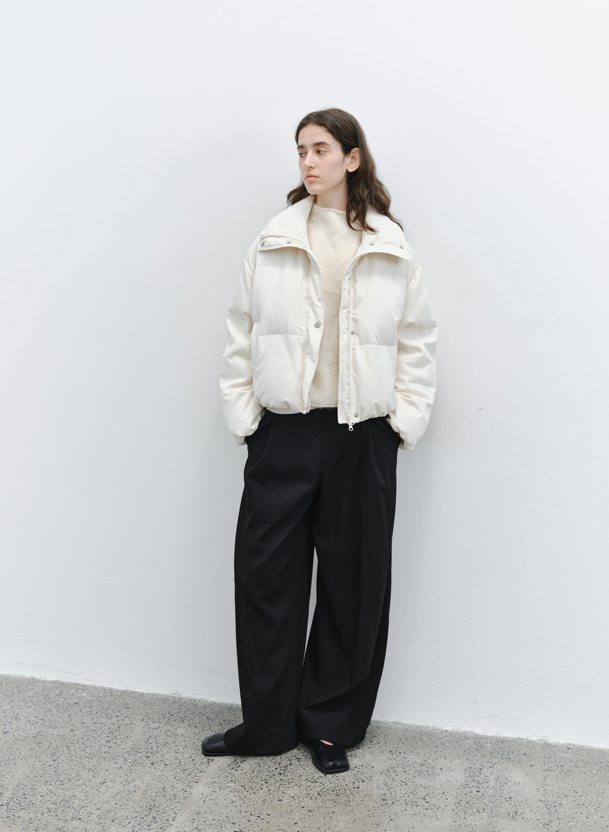 STAND COLLAR SHORT DOWN