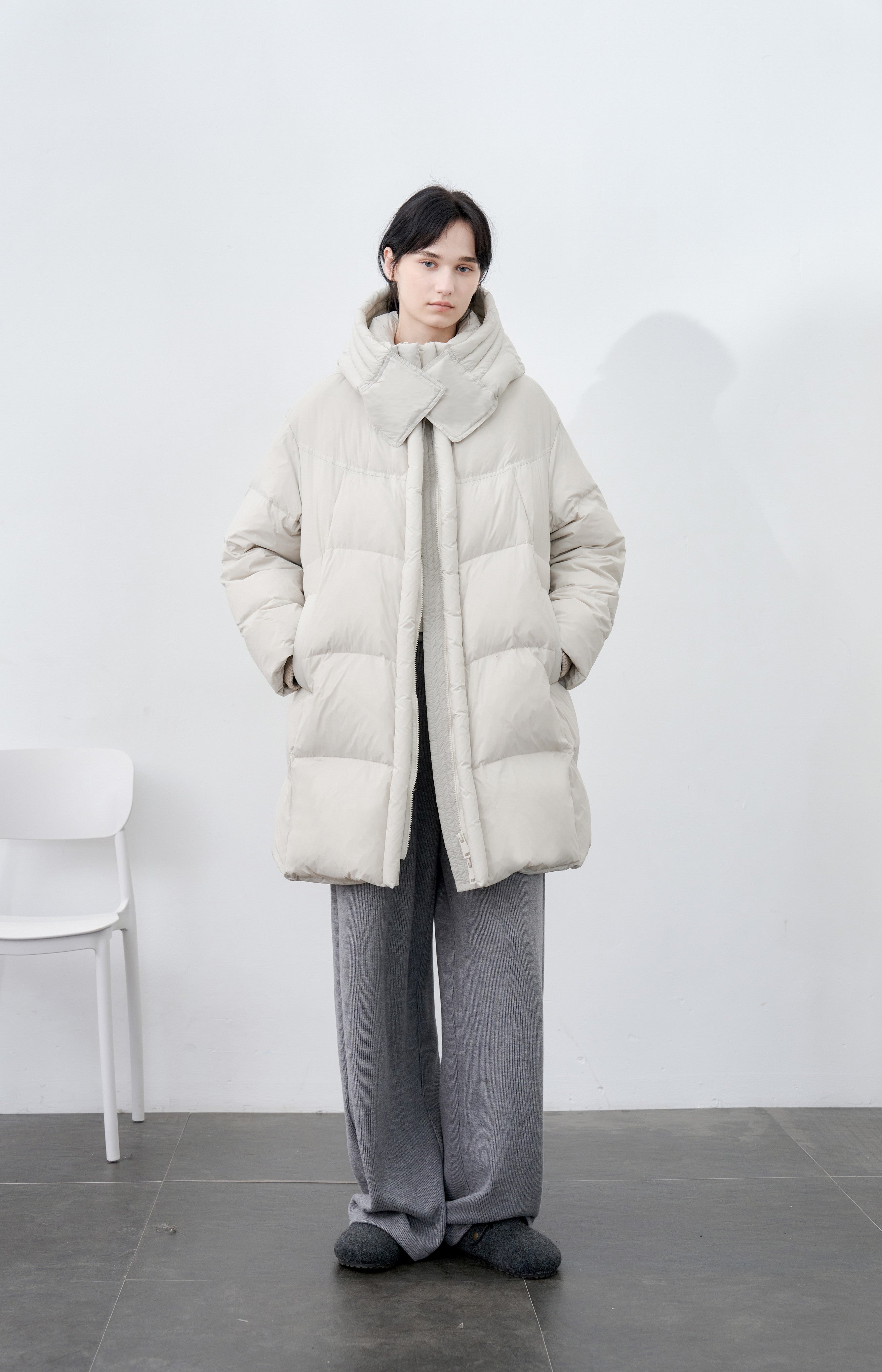 HOODED VOLUME MIDI DOWN / フードボリュームミドルダウン