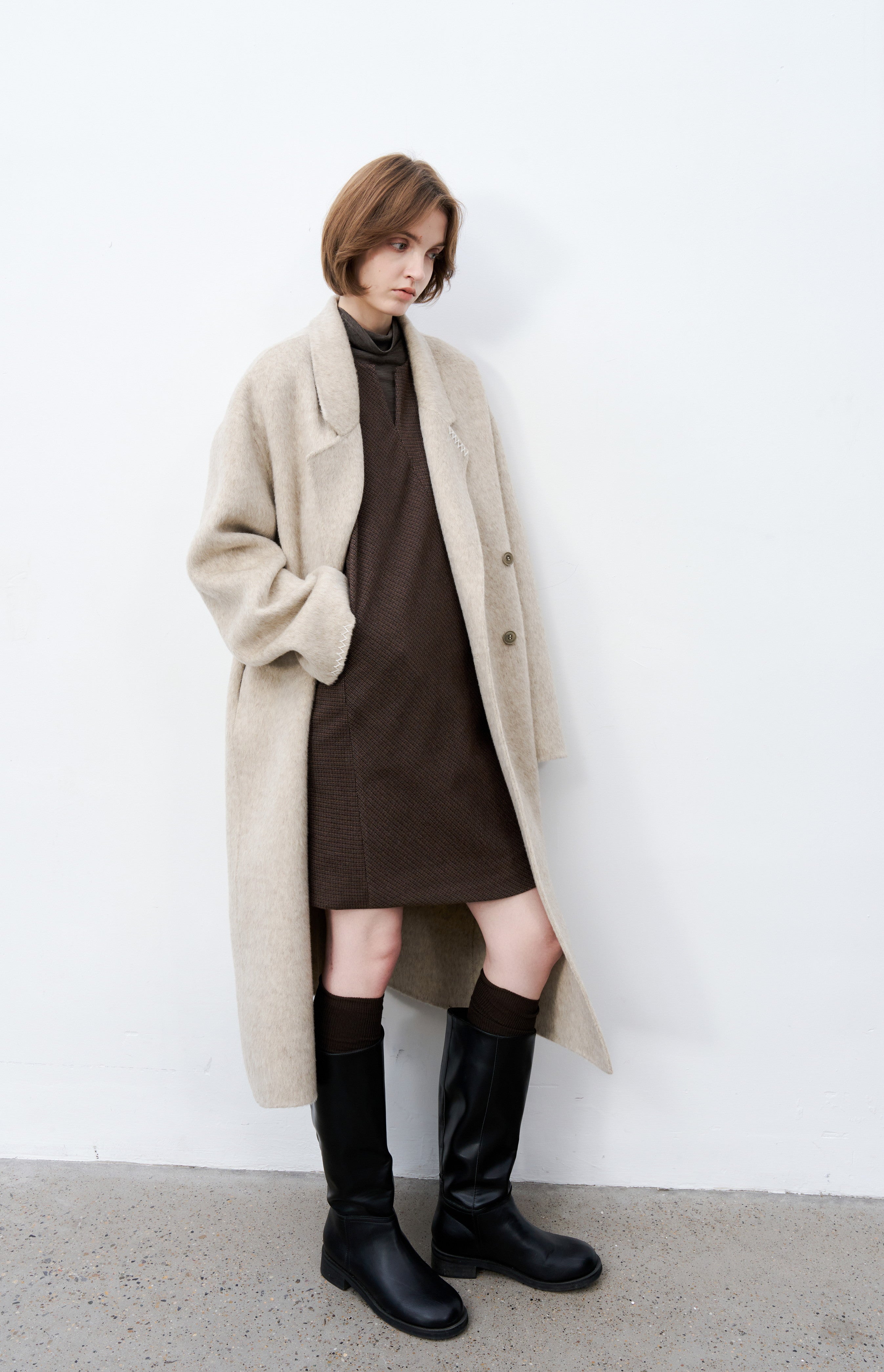 SOFT FURRY WOOL COAT / 소프트 파리 울 코트