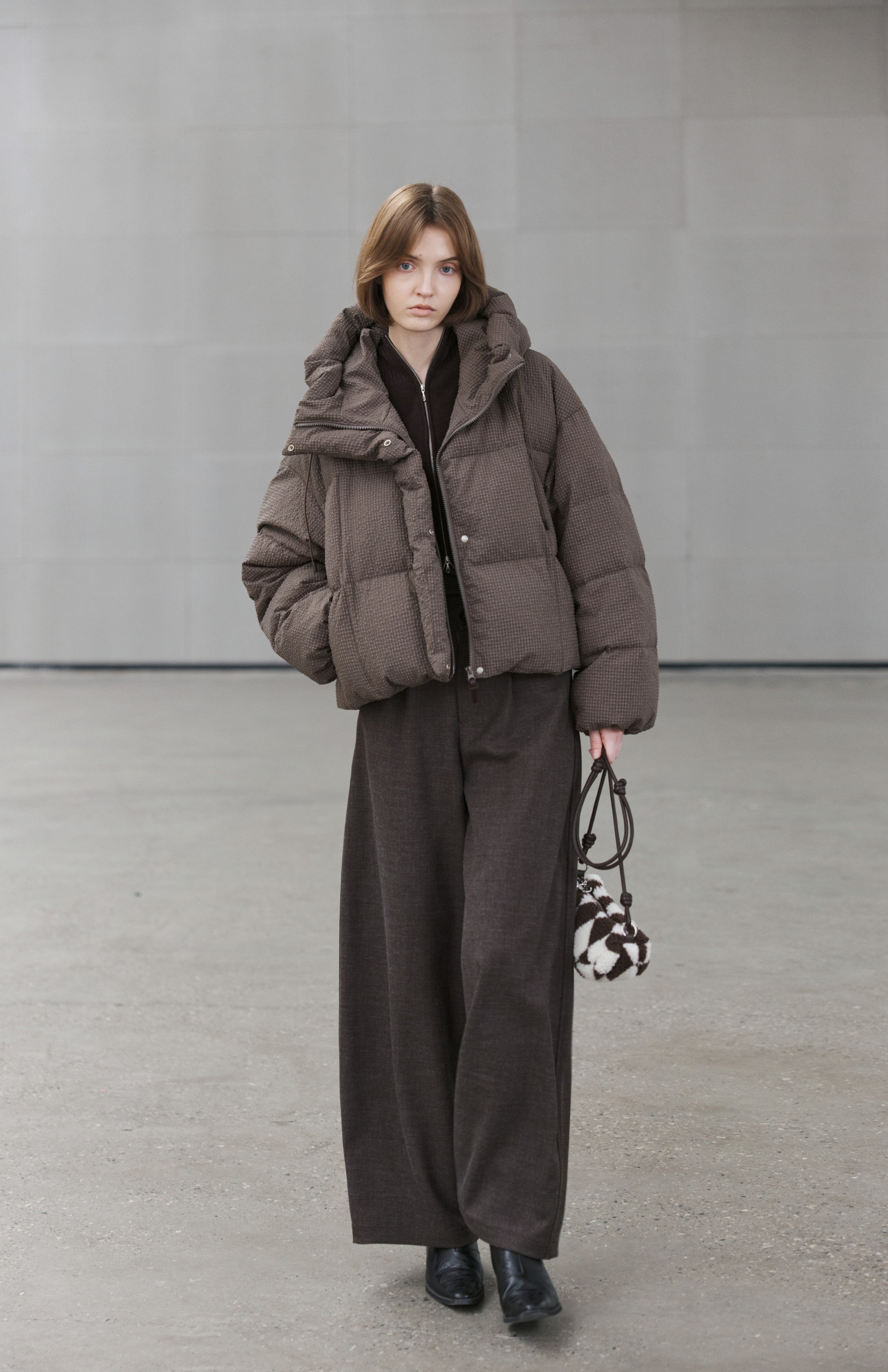 PUFF TEXTURE HOODED DOWN / 퍼프 텍스처 푸드 다운