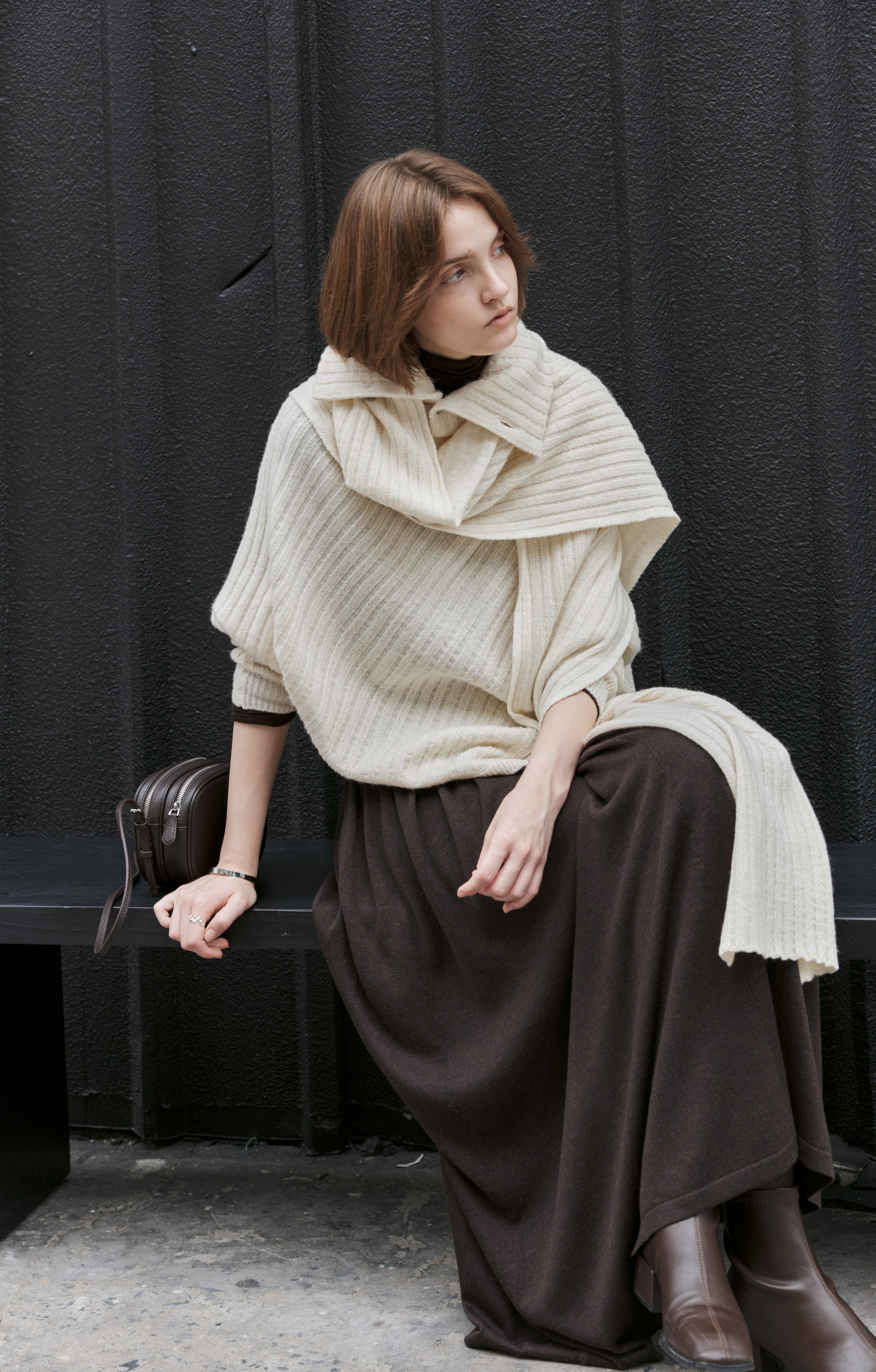 ASYMMETRIC TURTLE KNIT SCARF / アシンメトリータートルニットスカーフ