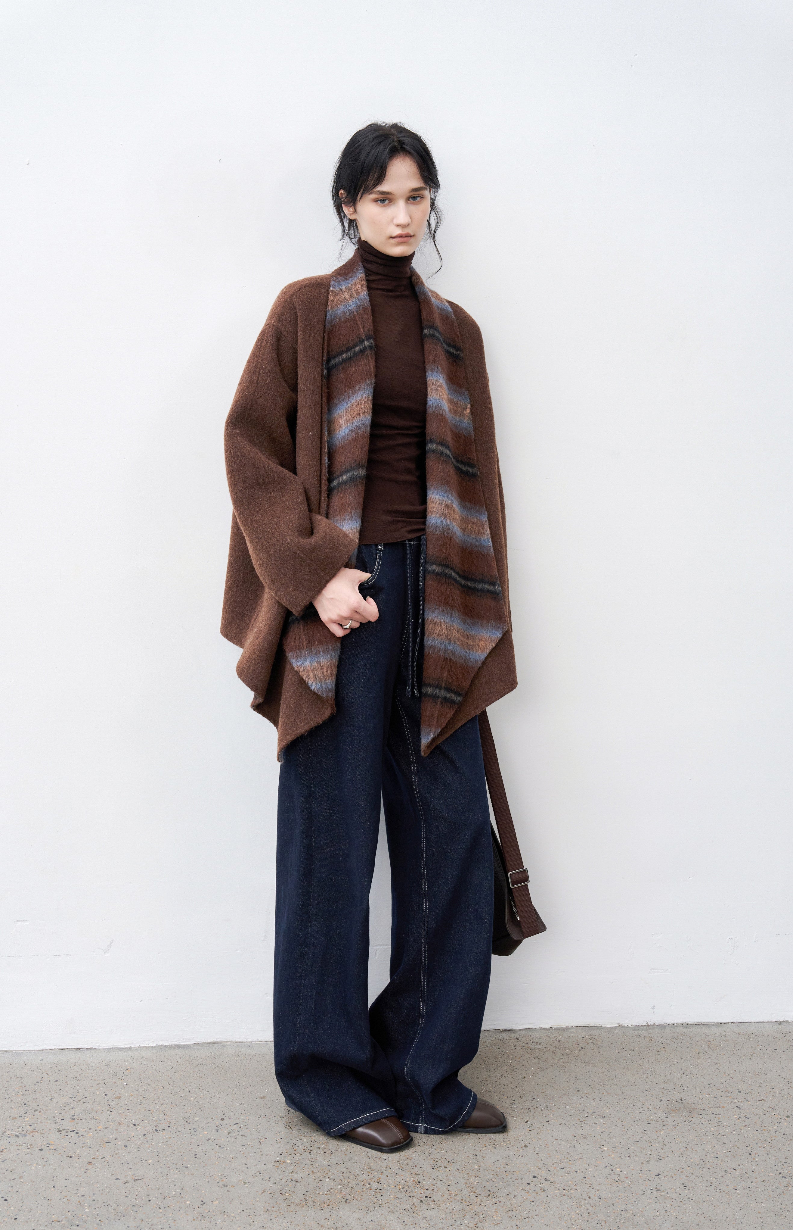 REVERSIBLE COLOR FLARE COAT / 리버시블 컬러 플레어 코트