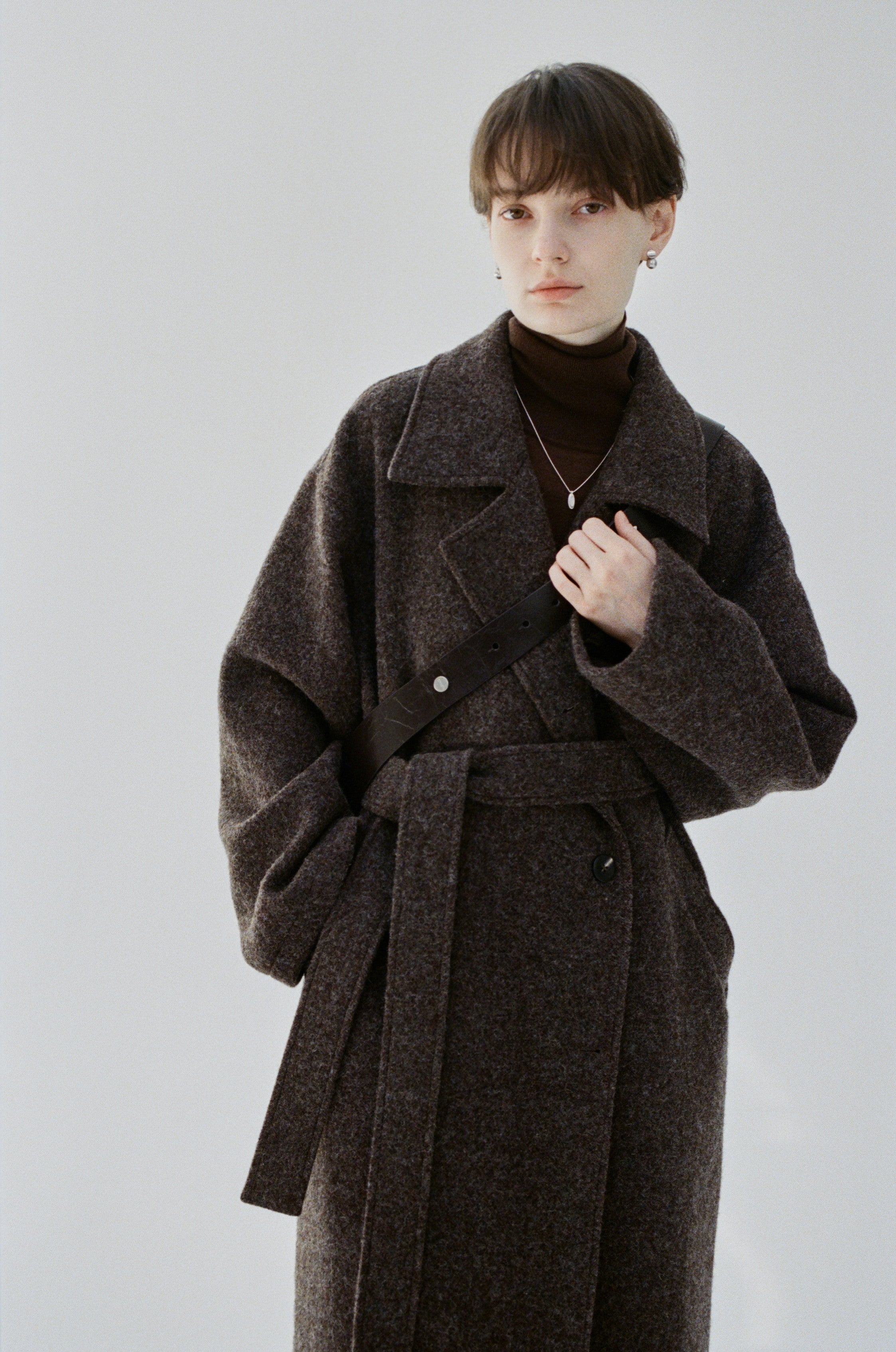 DUSTY LAPEL WOOL COAT