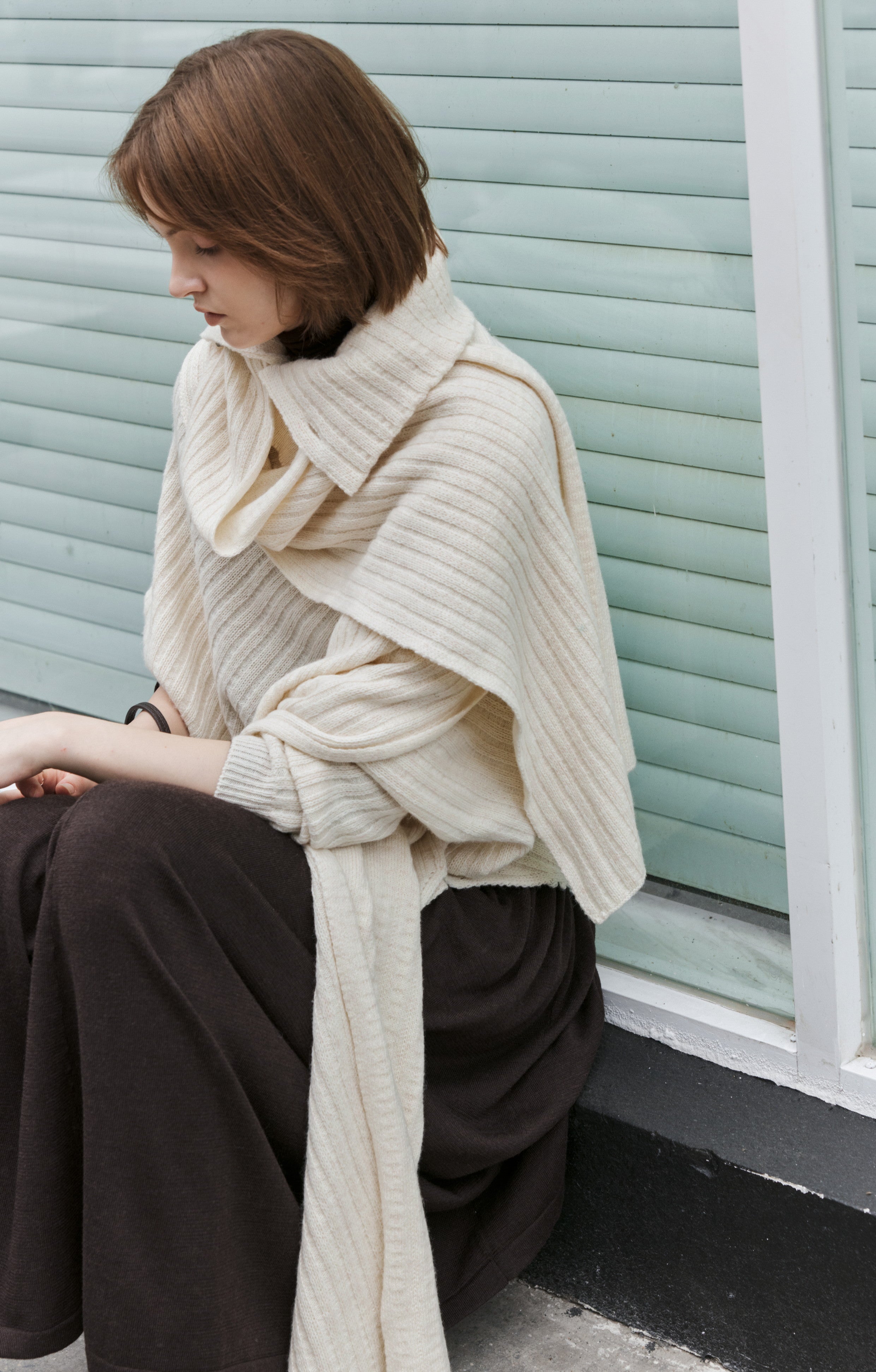 ASYMMETRIC TURTLE KNIT SCARF