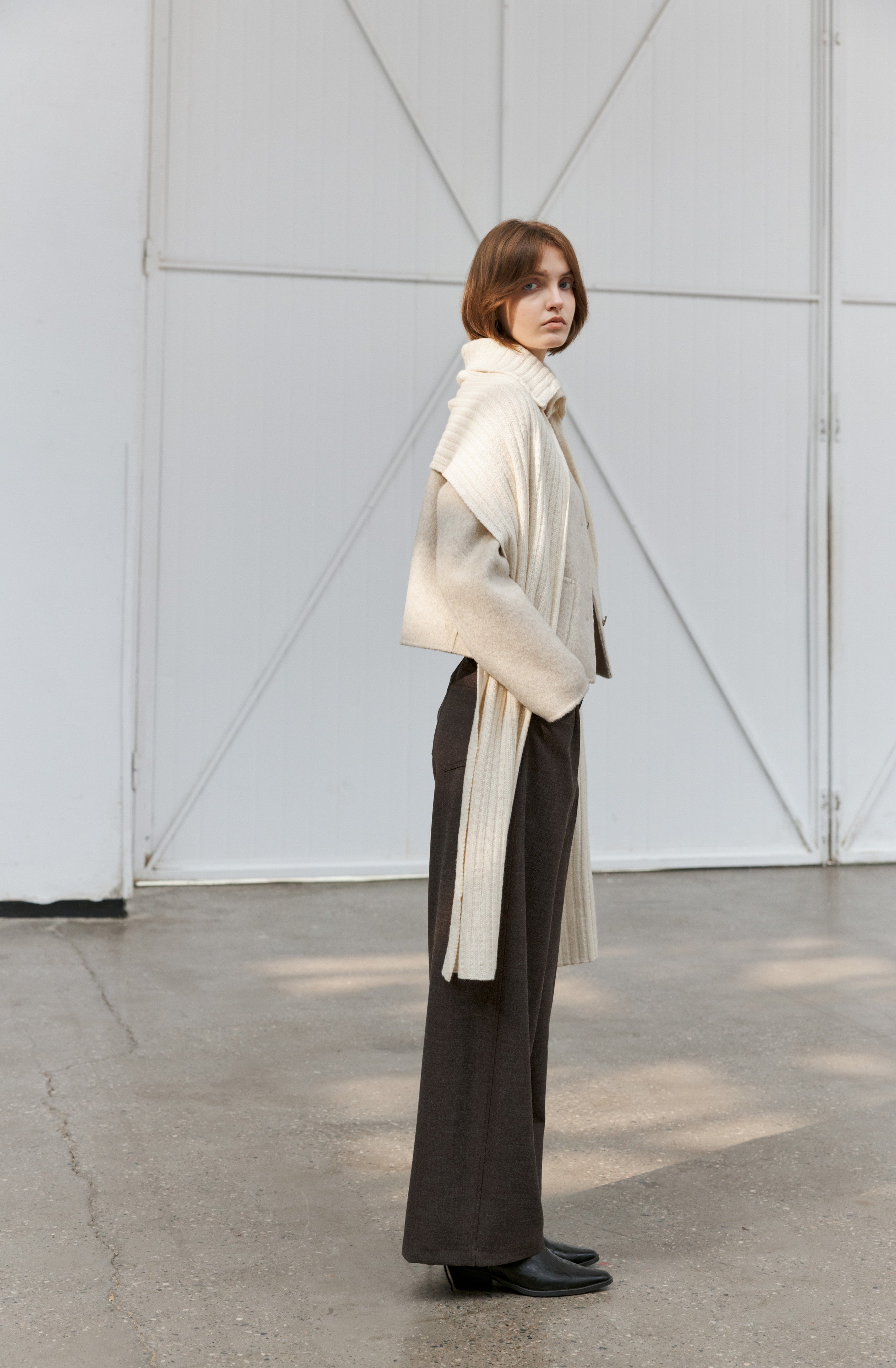 ASYMMETRIC TURTLE KNIT SCARF