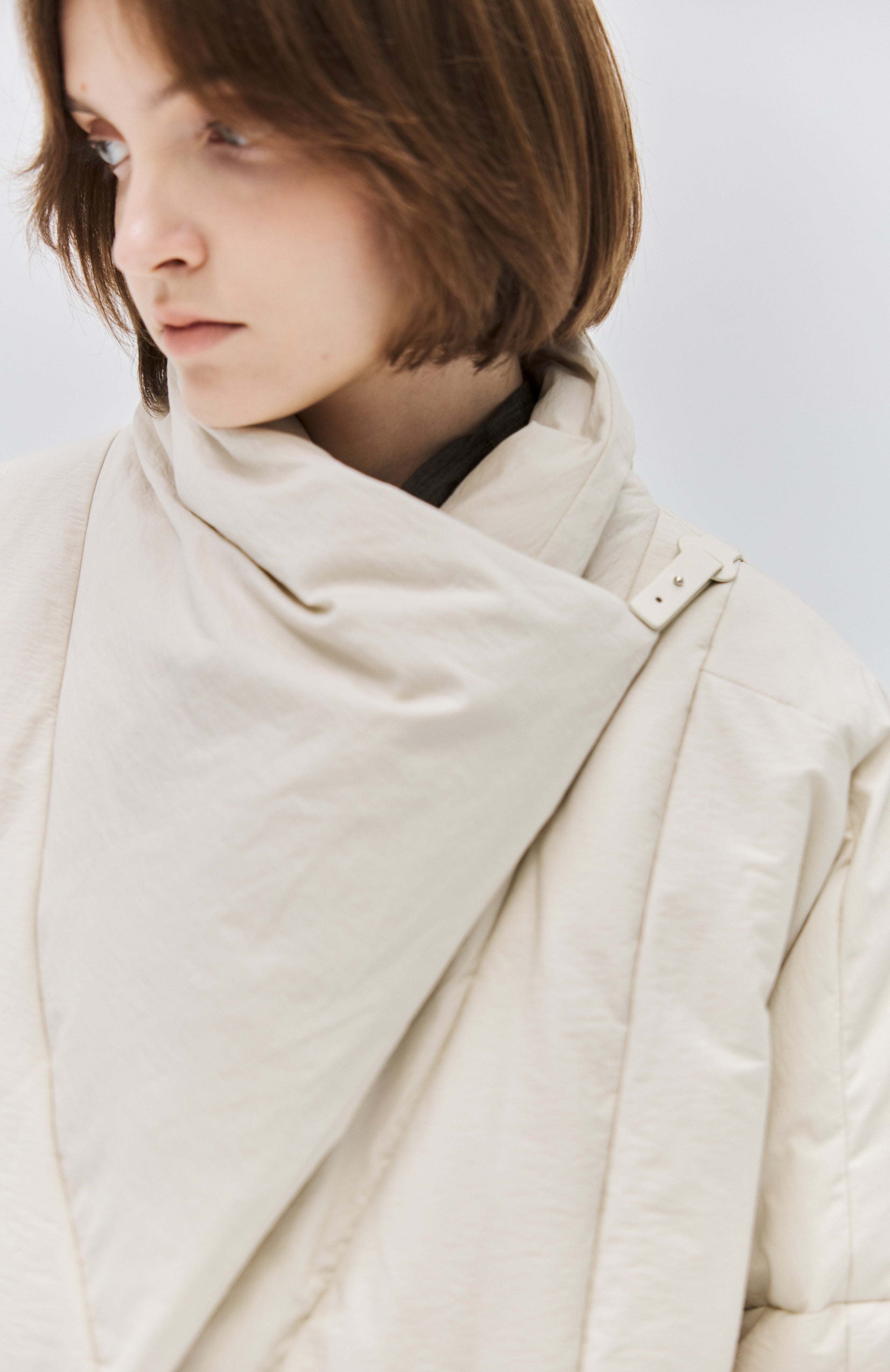 WRAP LAPEL ROUND DOWN / ラップラペルラウンドダウン