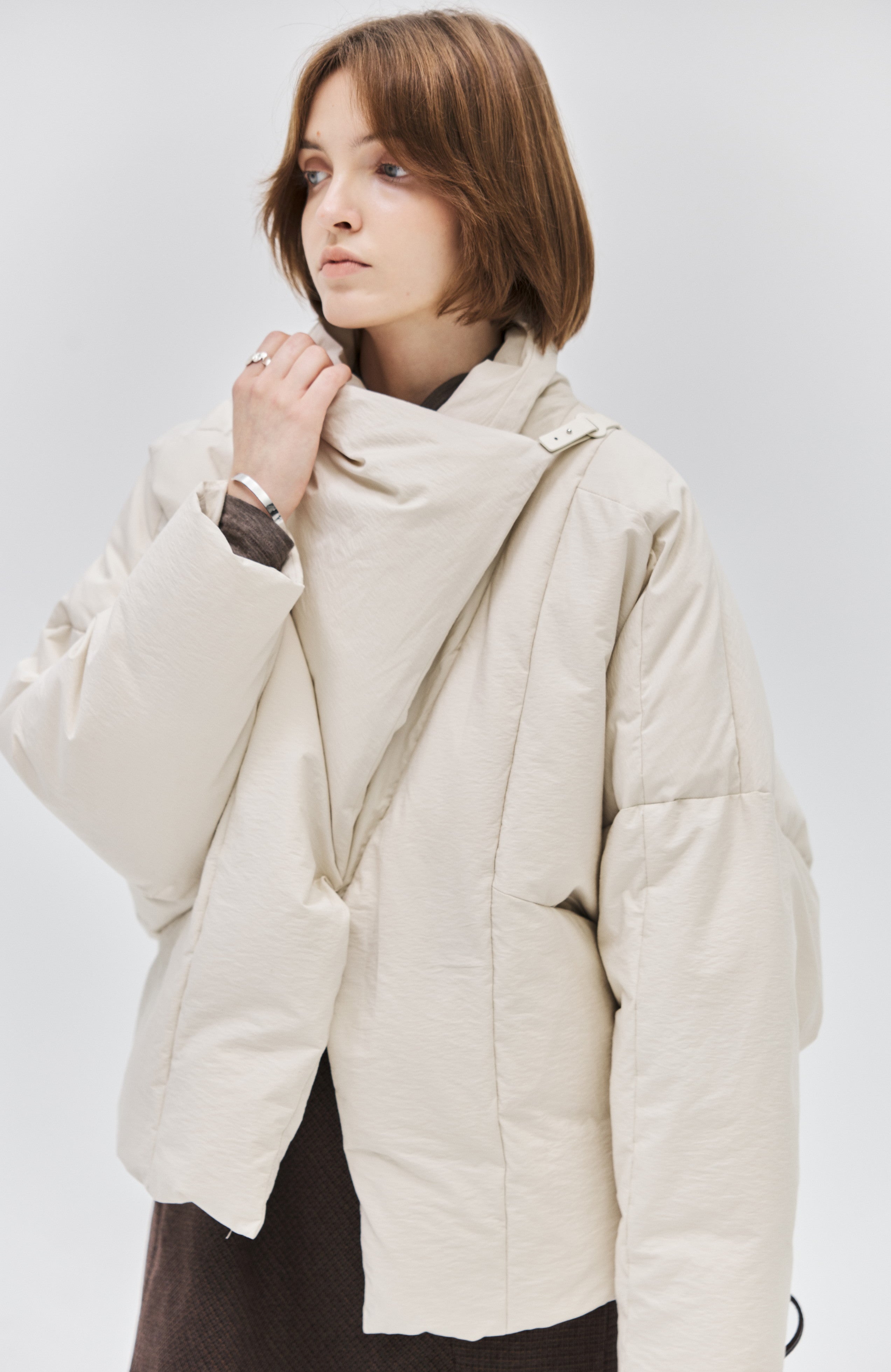 WRAP LAPEL ROUND DOWN / ラップラペルラウンドダウン