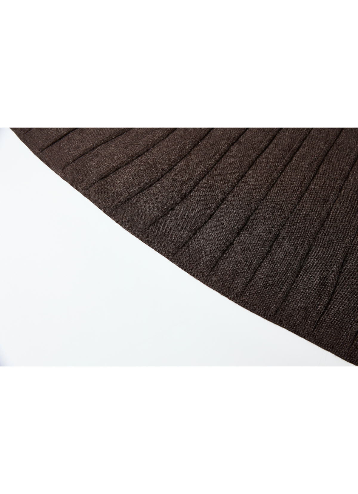 DRAPE PLEATED KNIT SKIRT