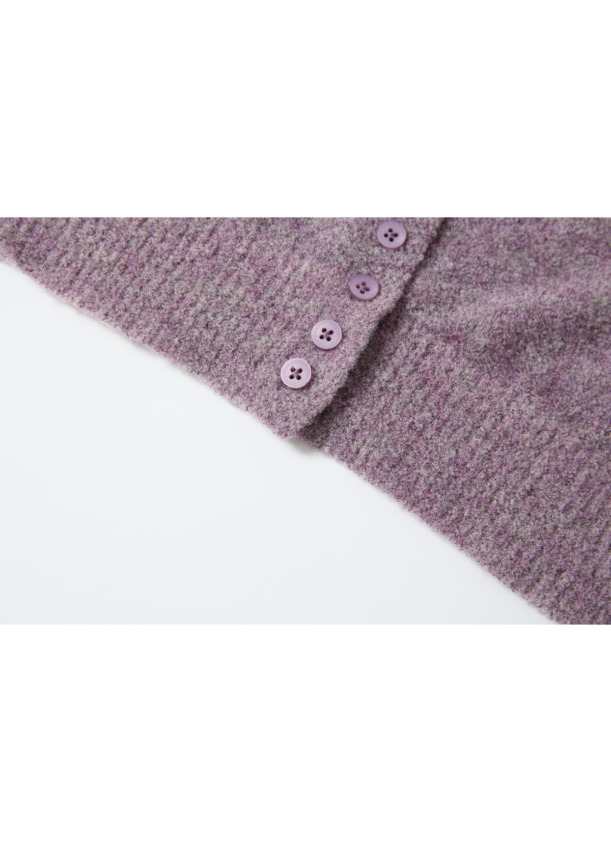 MULTI BUTTON COLOR SWEATER