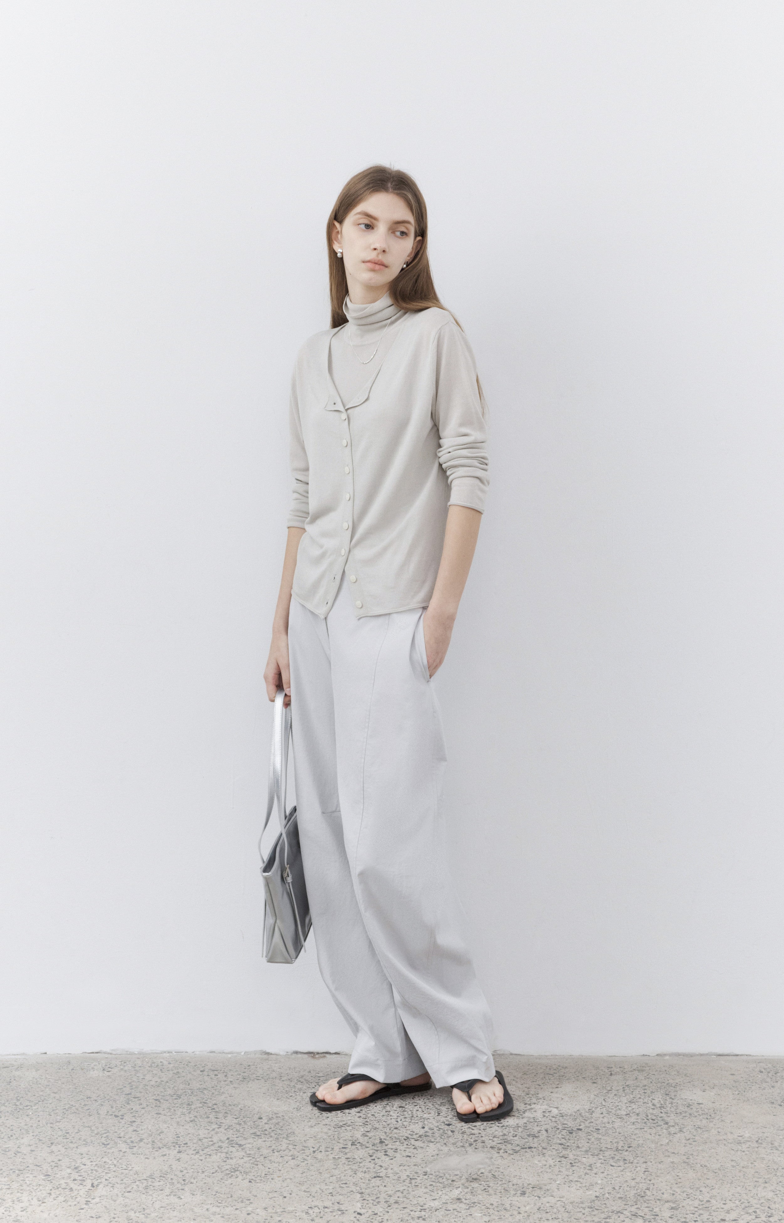 NATURAL LIGHT CARDIGAN / 내츄럴 라이트 가디건
