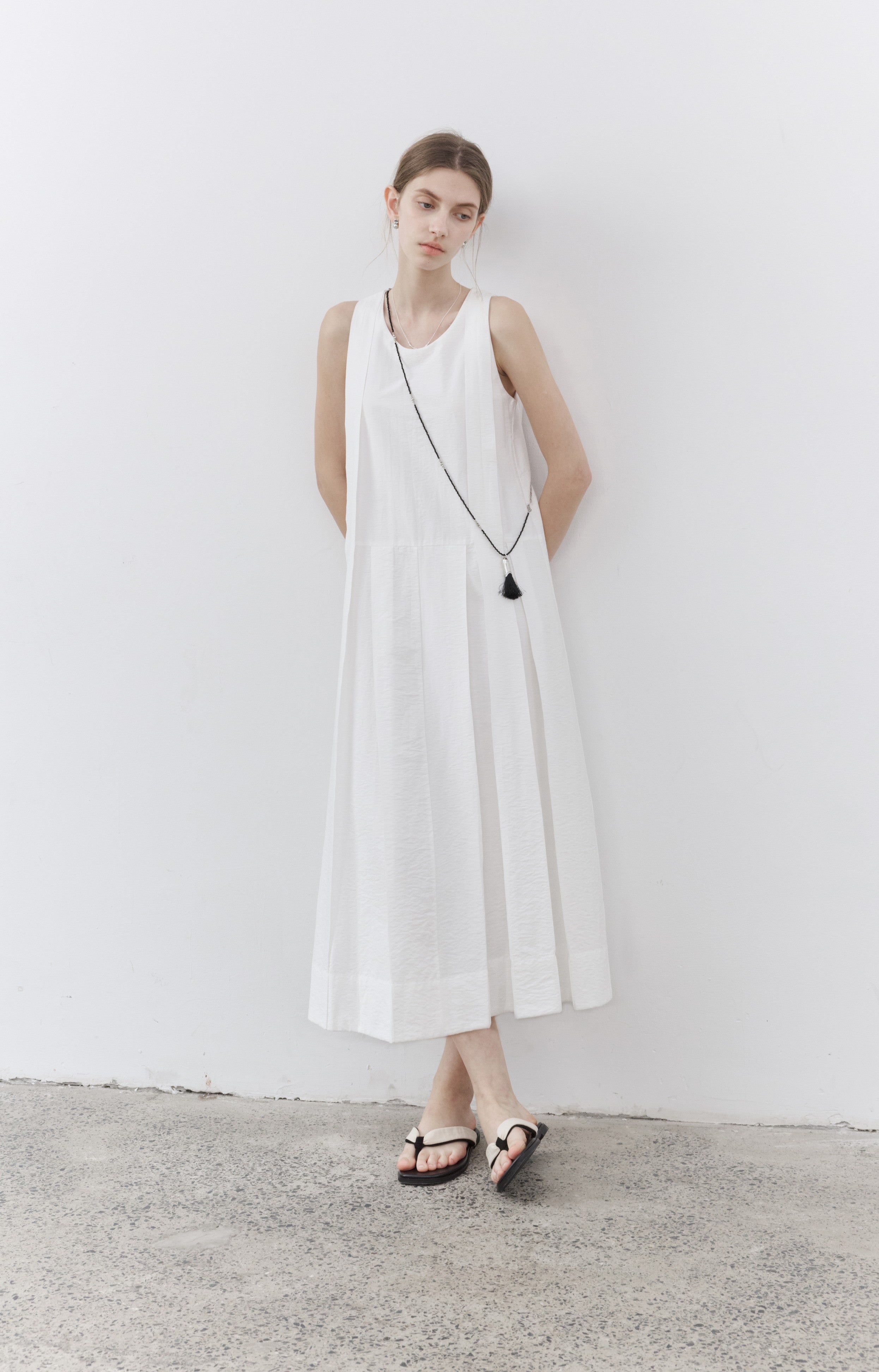 PLEATED SENSE NATURAL DRESS / プリーツセンスナチュラルワンピース