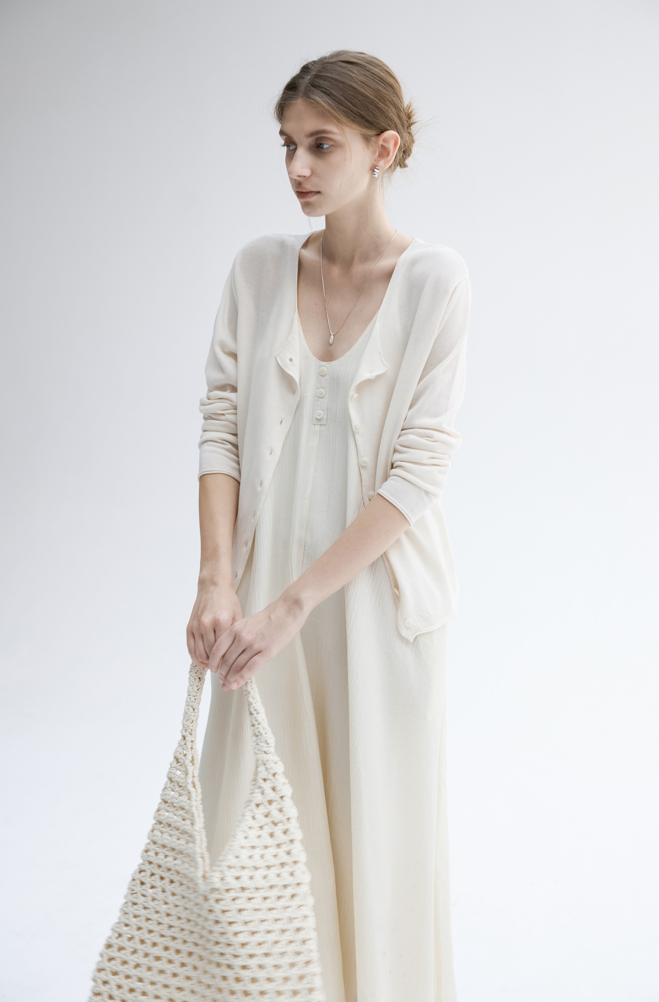 NATURAL LIGHT CARDIGAN / 내츄럴 라이트 가디건