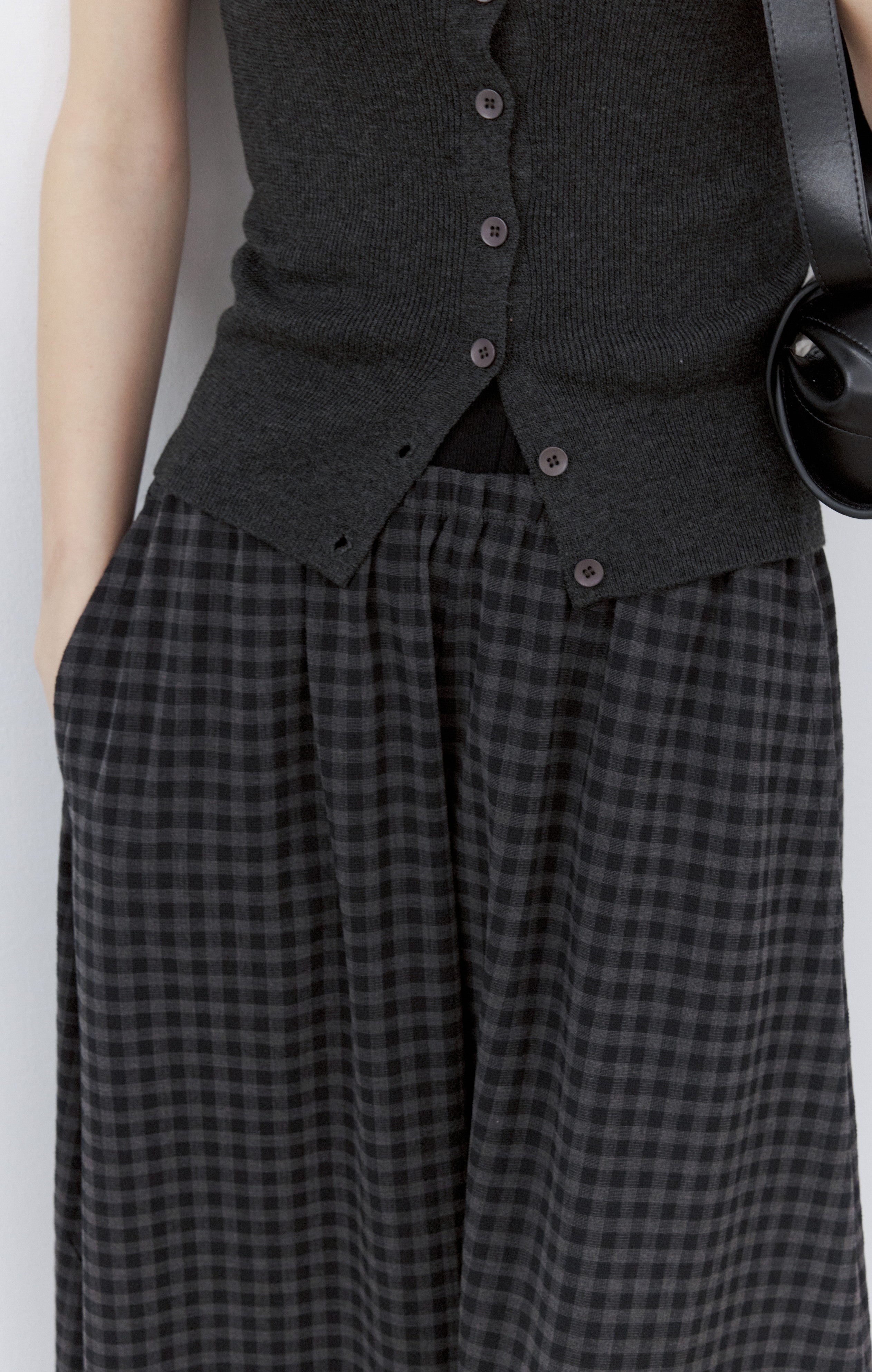 FLARE LOOSE WIDE PANTS / 플레알즈 와이드 팬츠